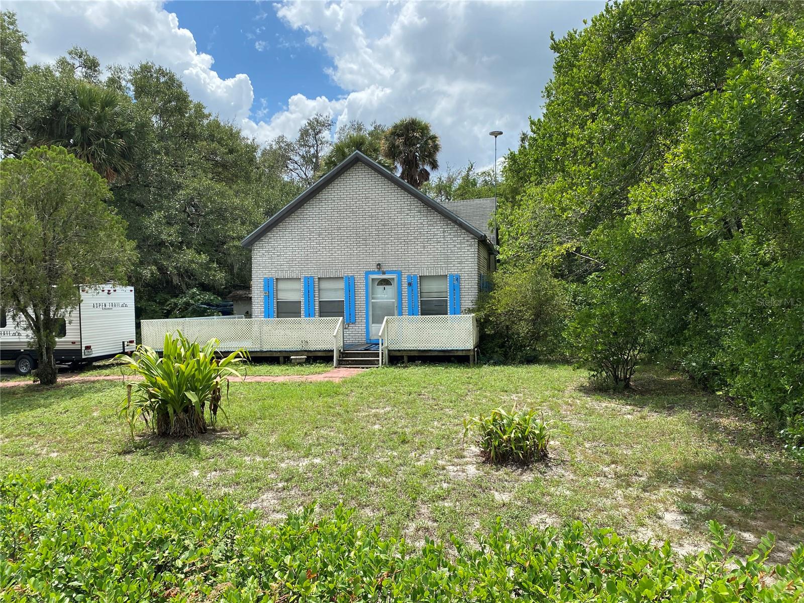 607 Ronald Reagan Parkway, FL