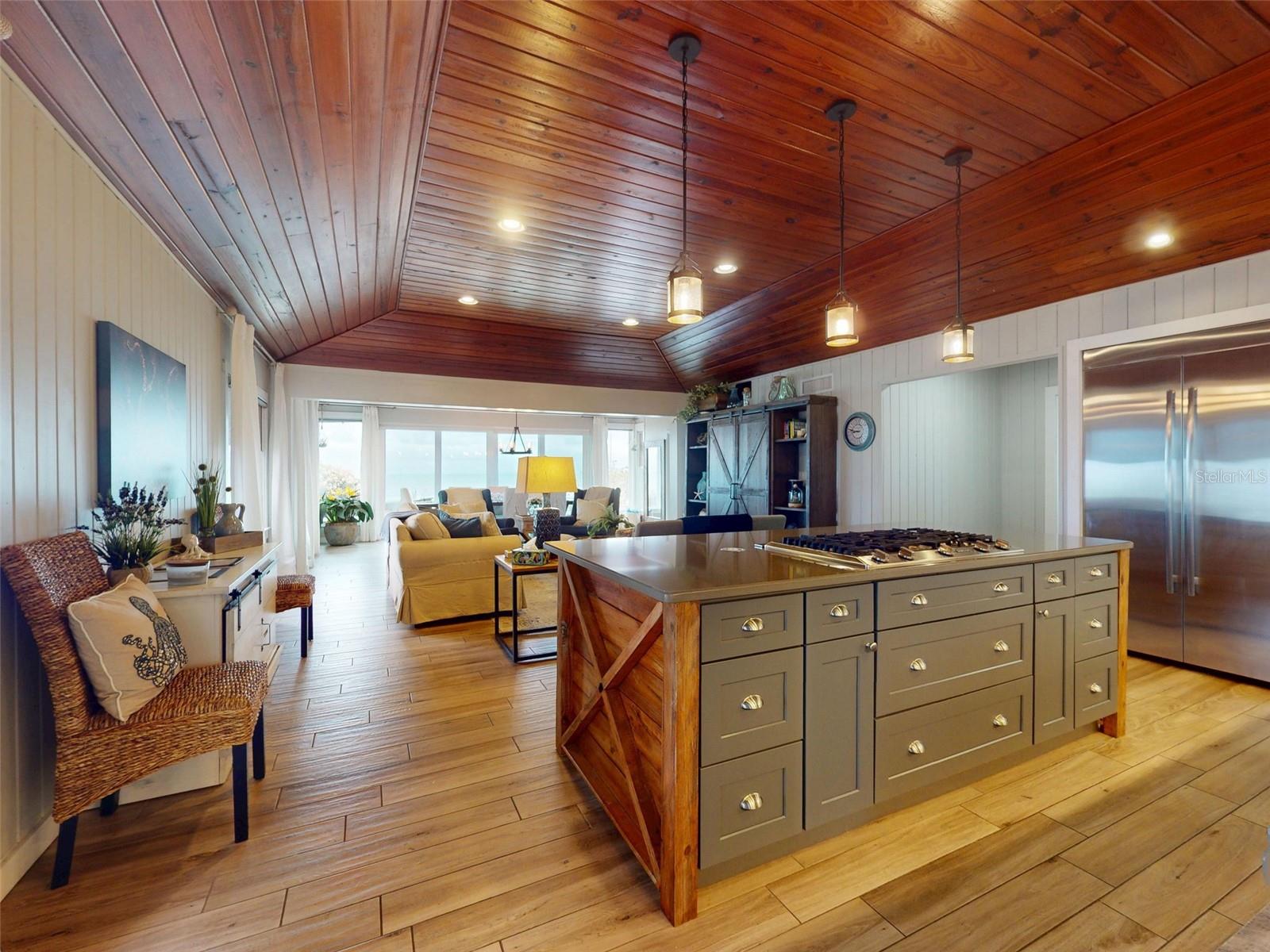 1011 Hill Street, FL