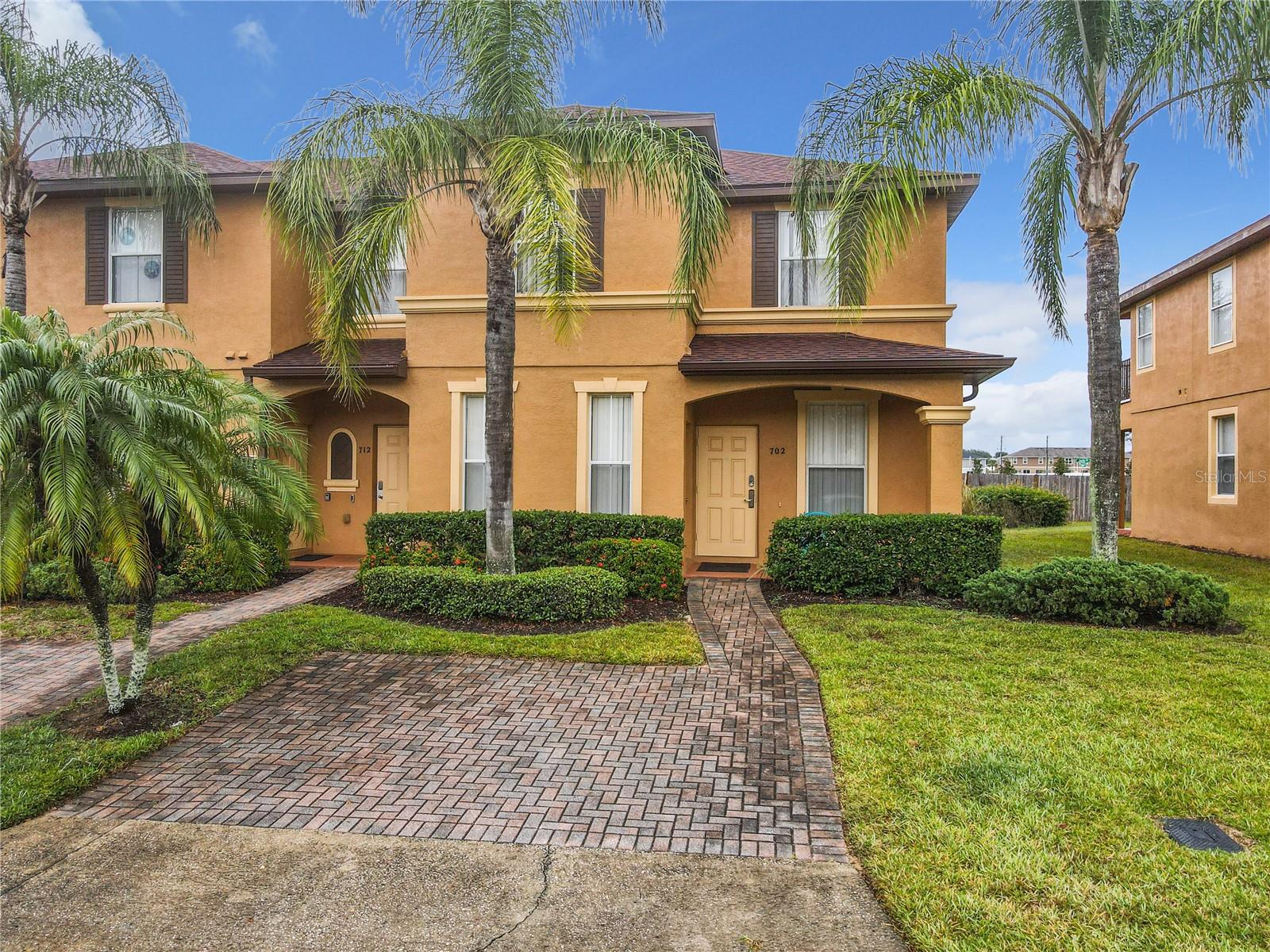 702 Calabria Ave, FL