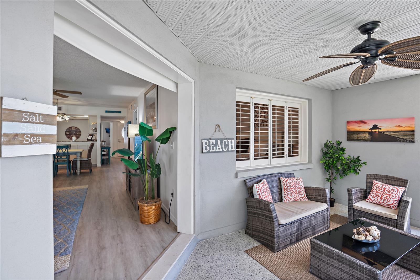 1374 Siesta Bayside Drive, FL