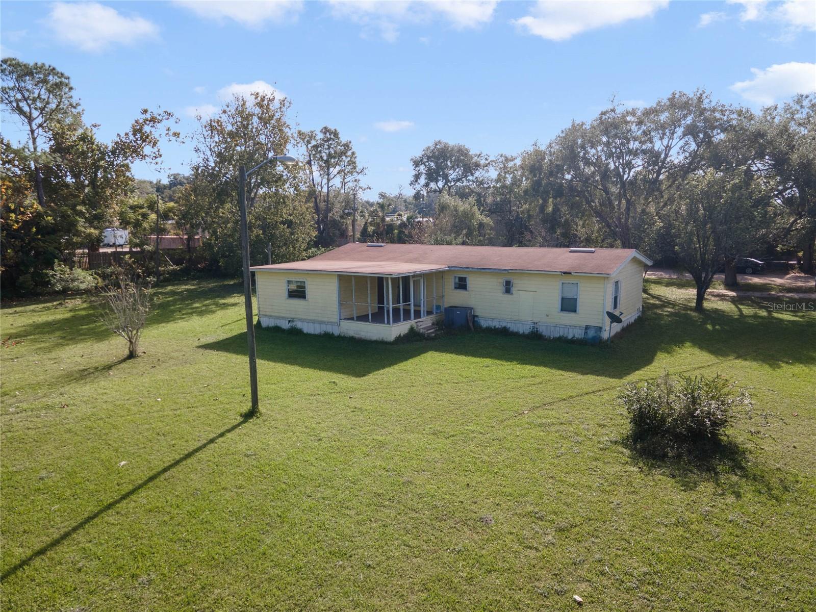 12 Lee Street, FL