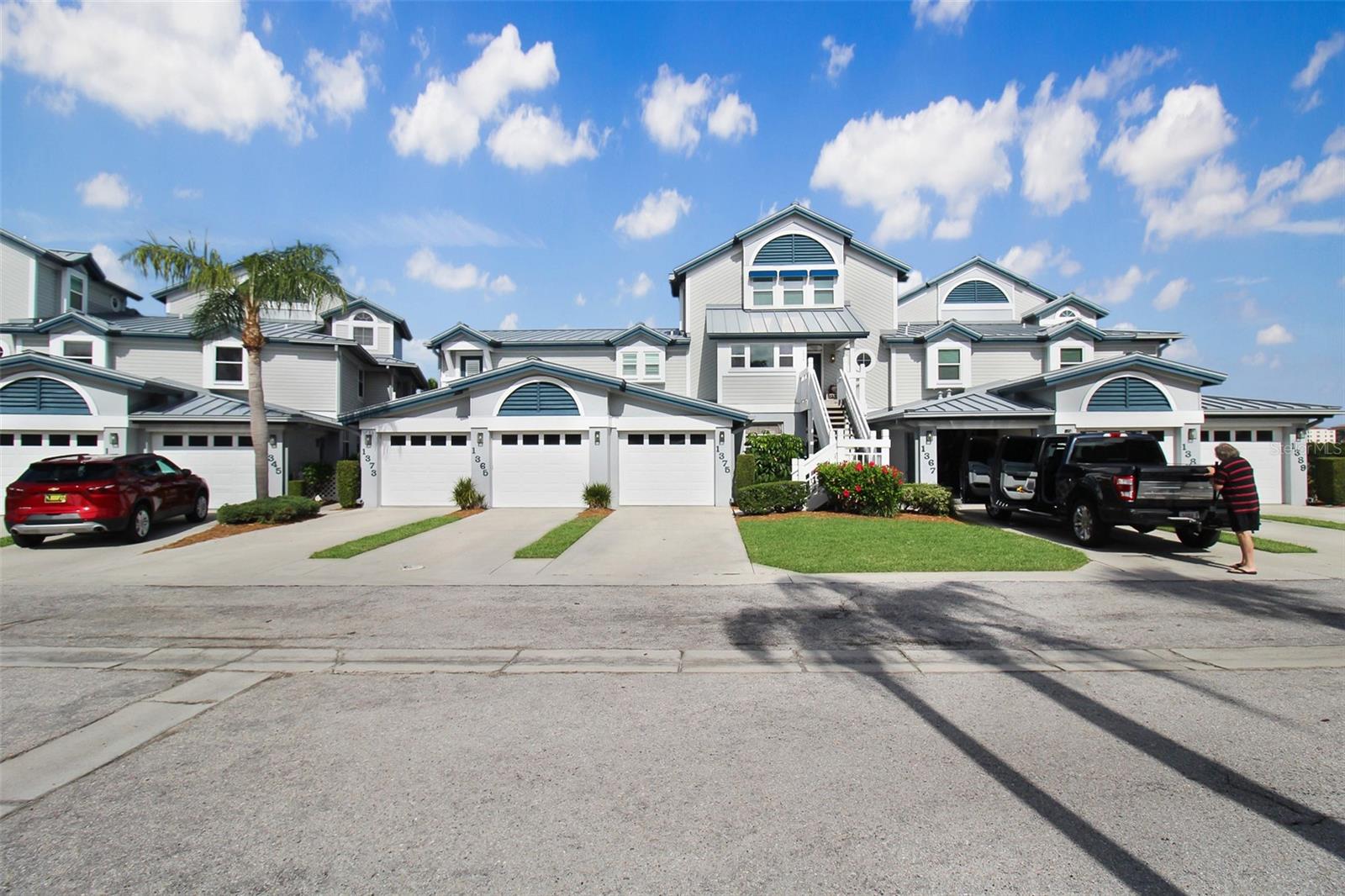 1389 Siesta Bayside Drive, FL