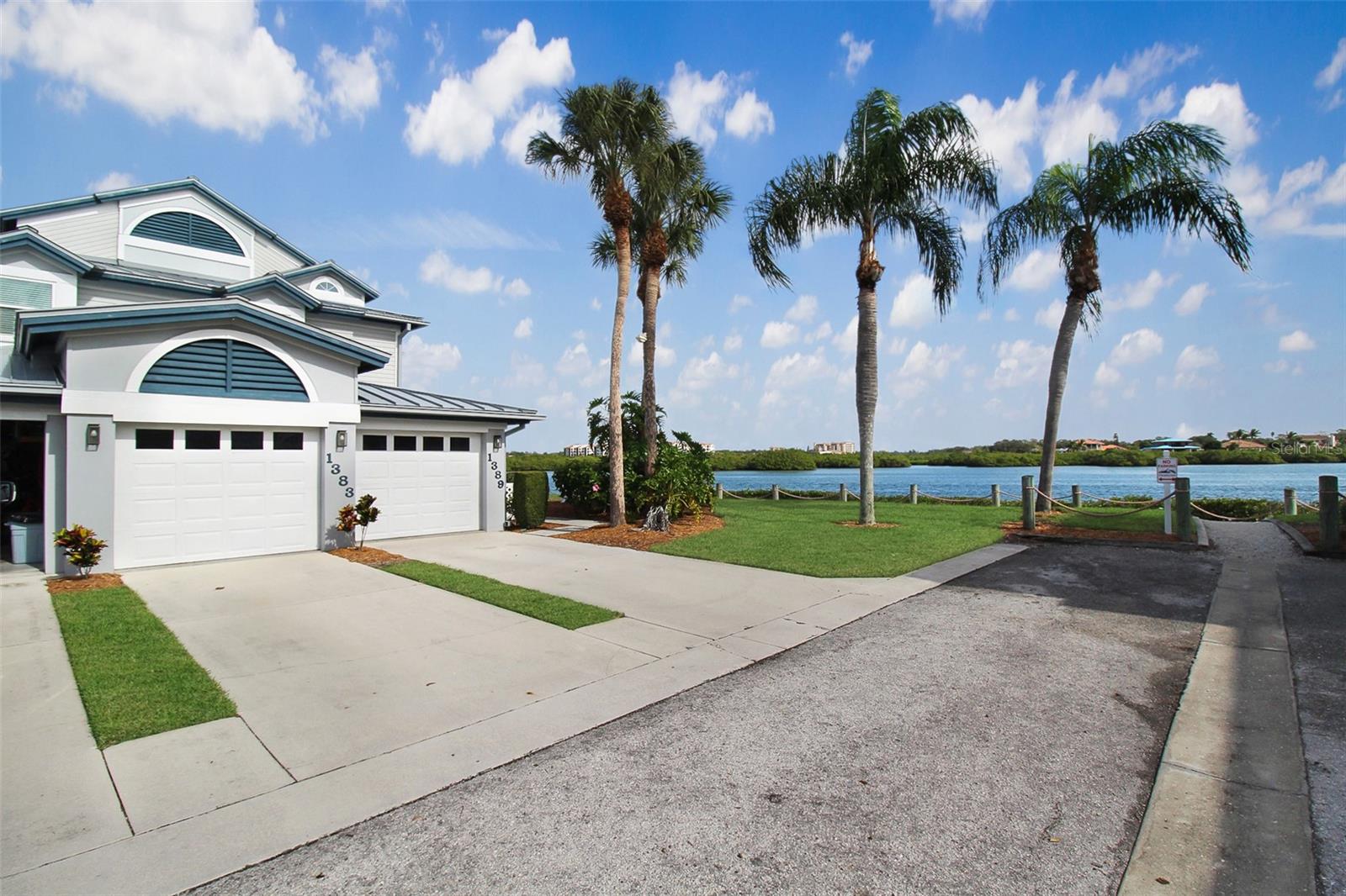 1389 Siesta Bayside Drive, FL