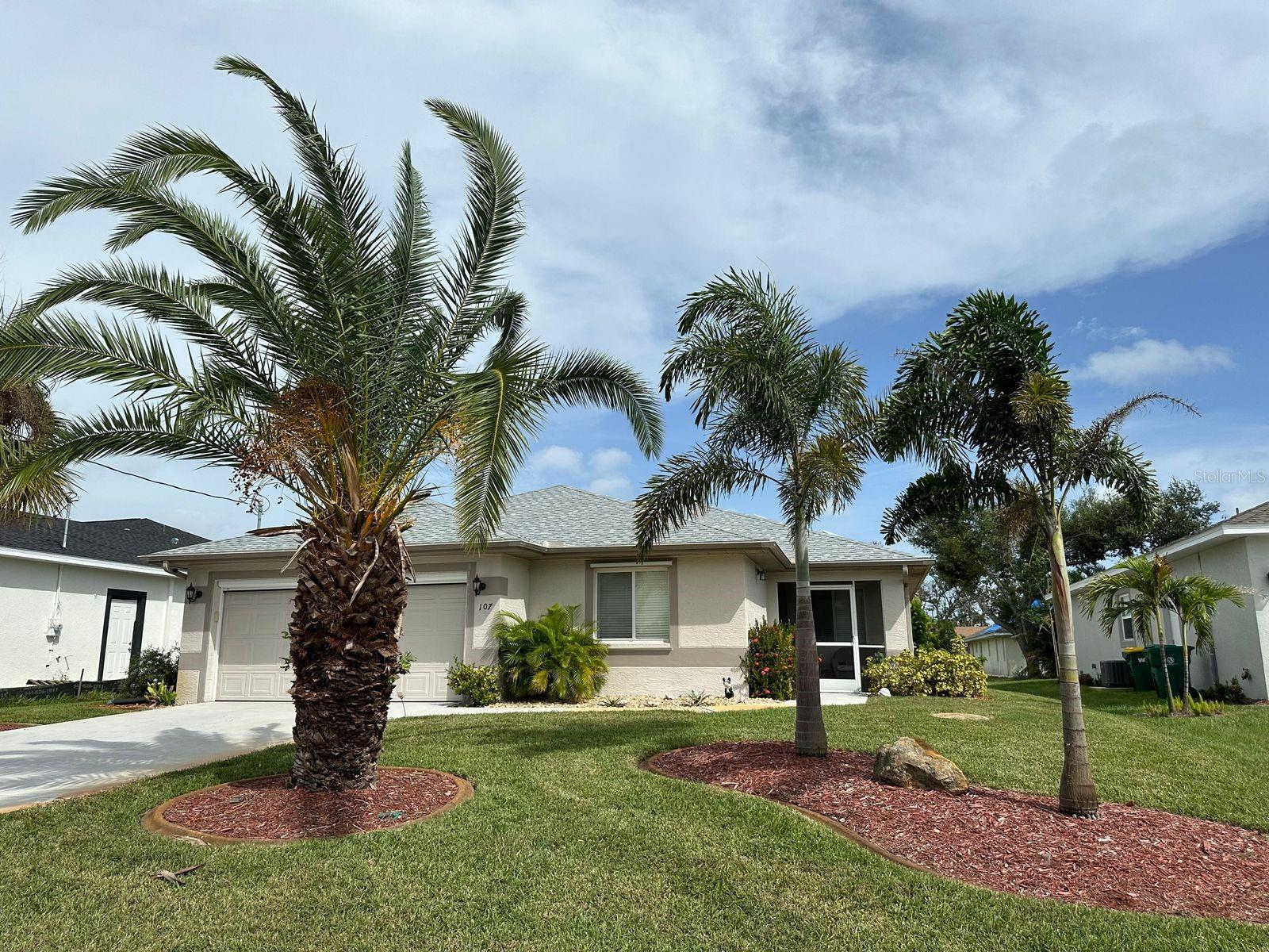 107 Cottage Place, FL