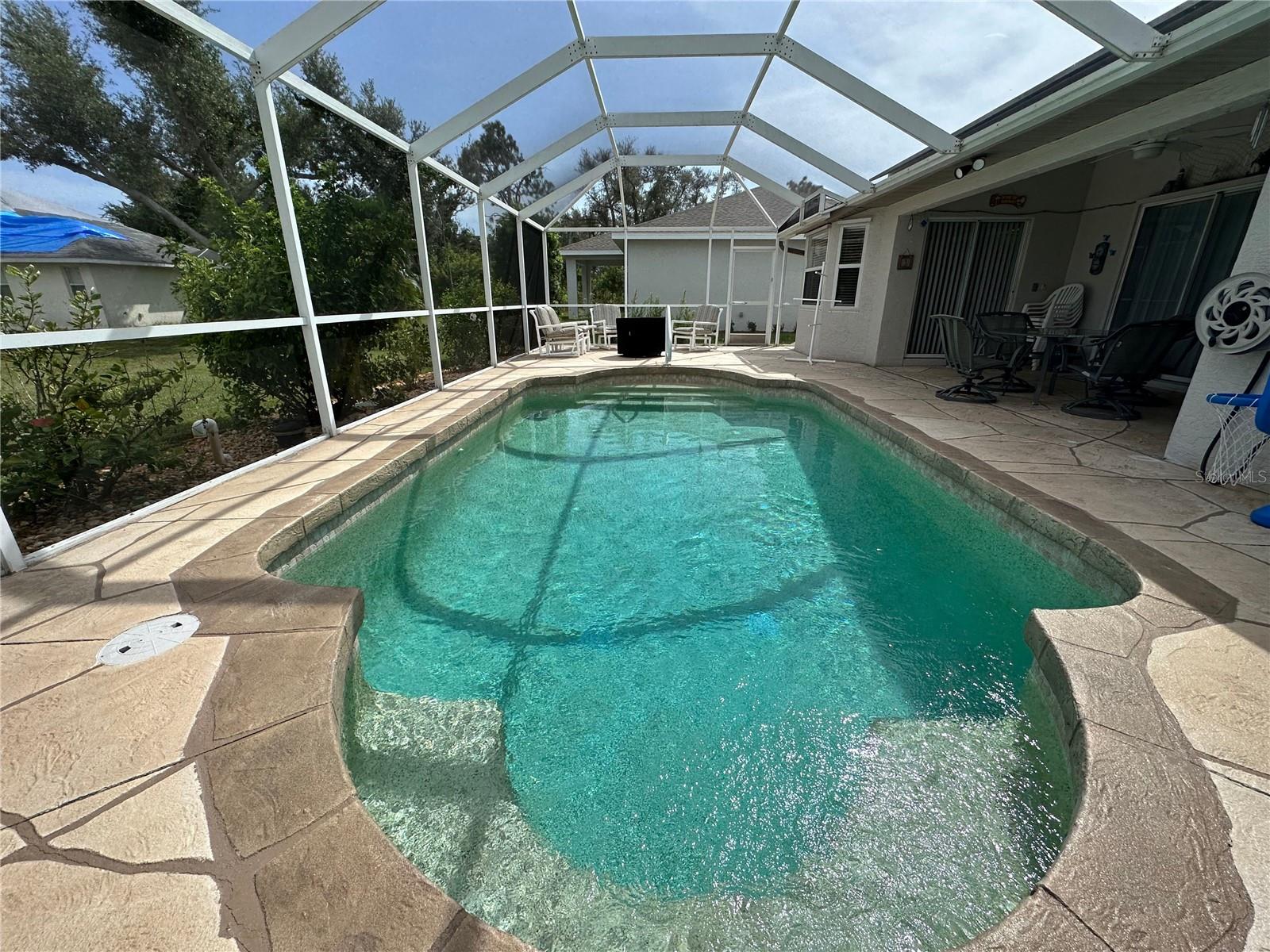 107 Cottage Place, FL