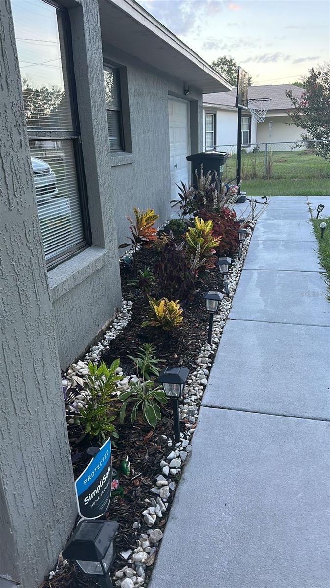 19 Pine Court Loop, FL