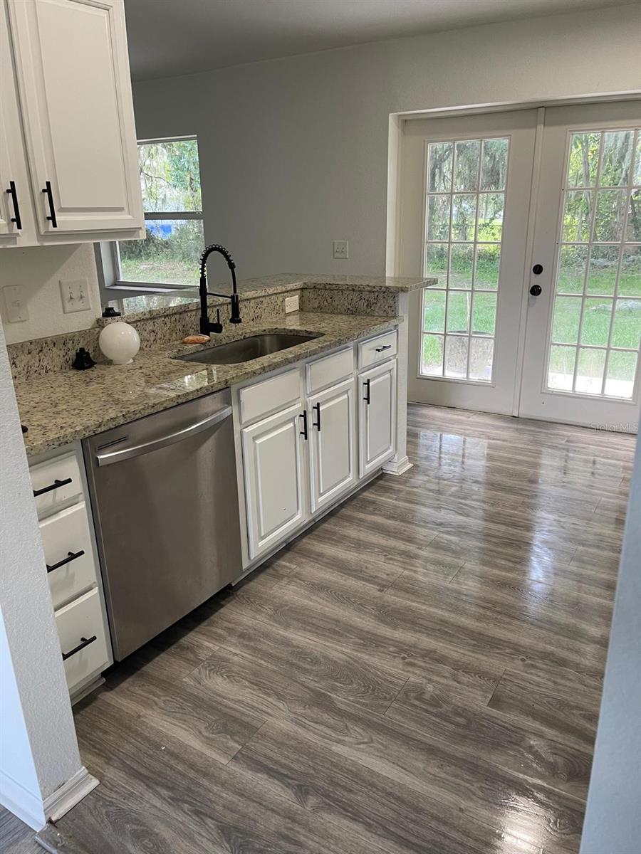 407 8th Street, FL