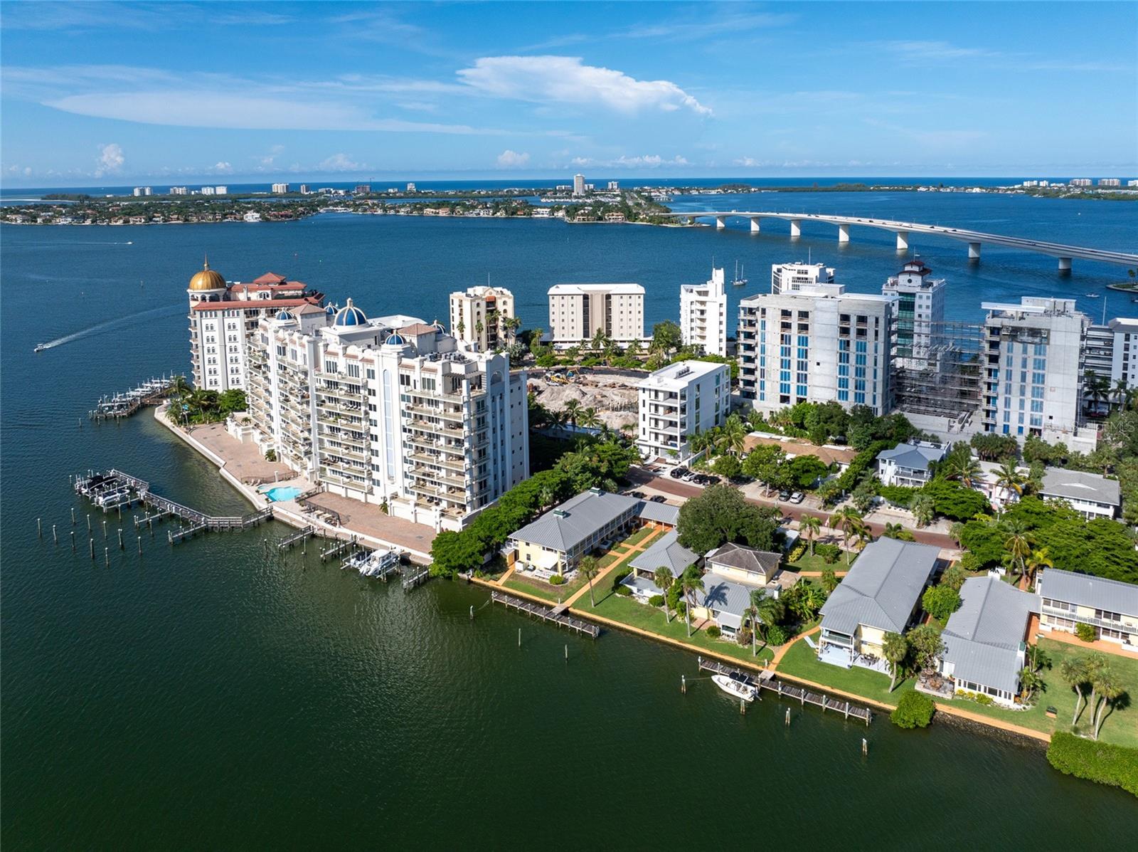 509 Golden Gate Point, FL