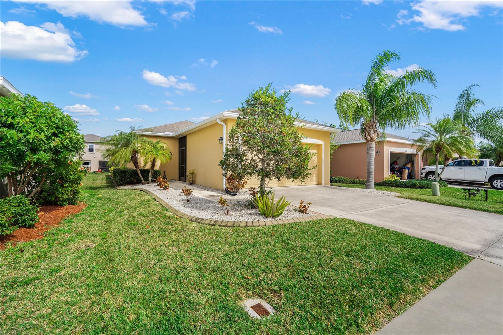 11815 Tempest Harbor Loop, FL