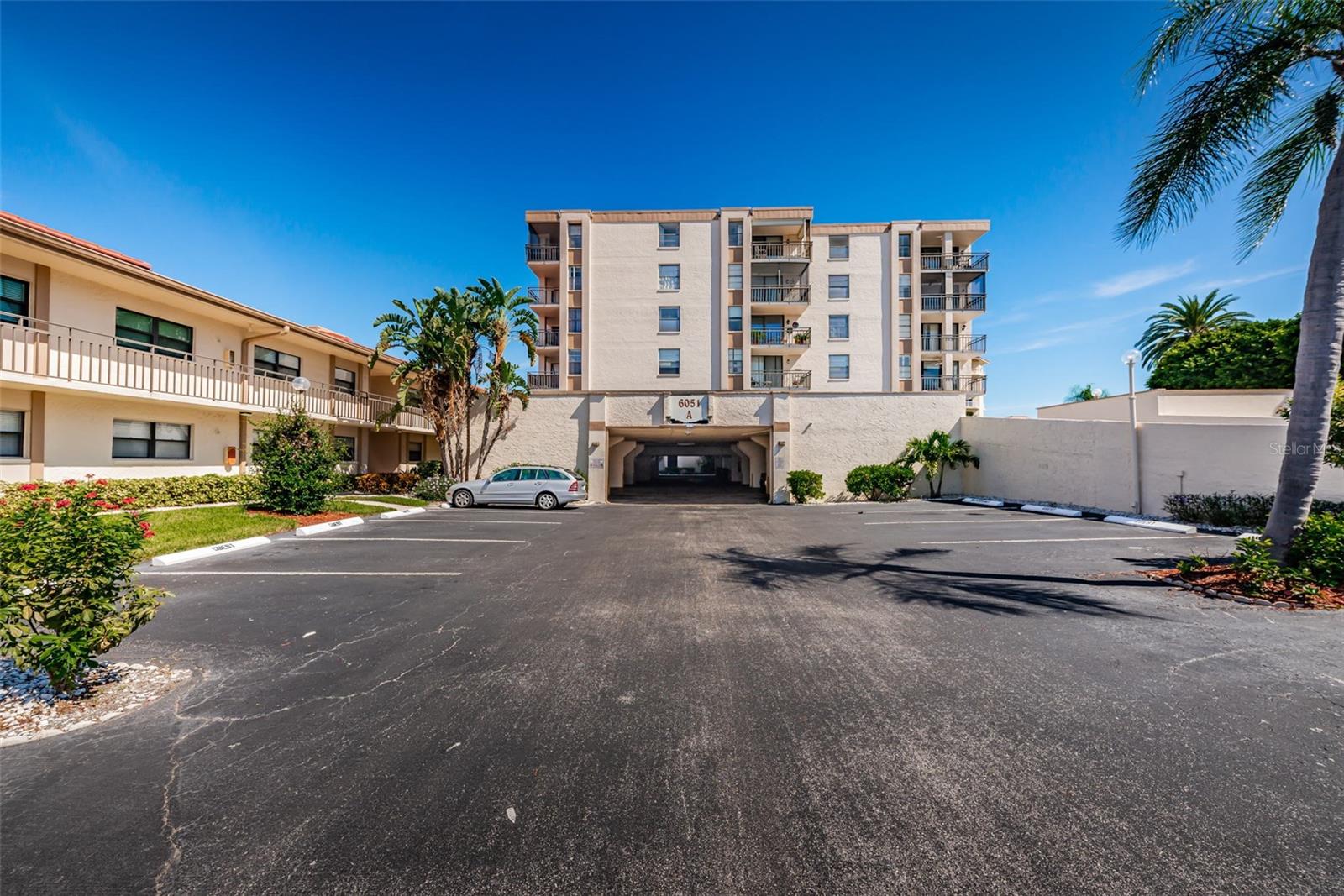 6145 Sun Boulevard, FL