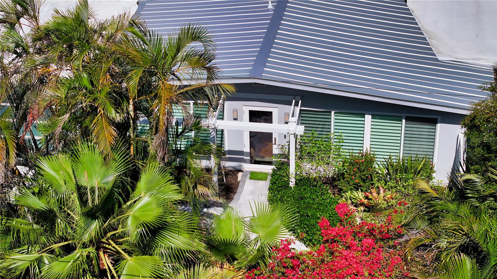 425 Mckinley Drive, FL