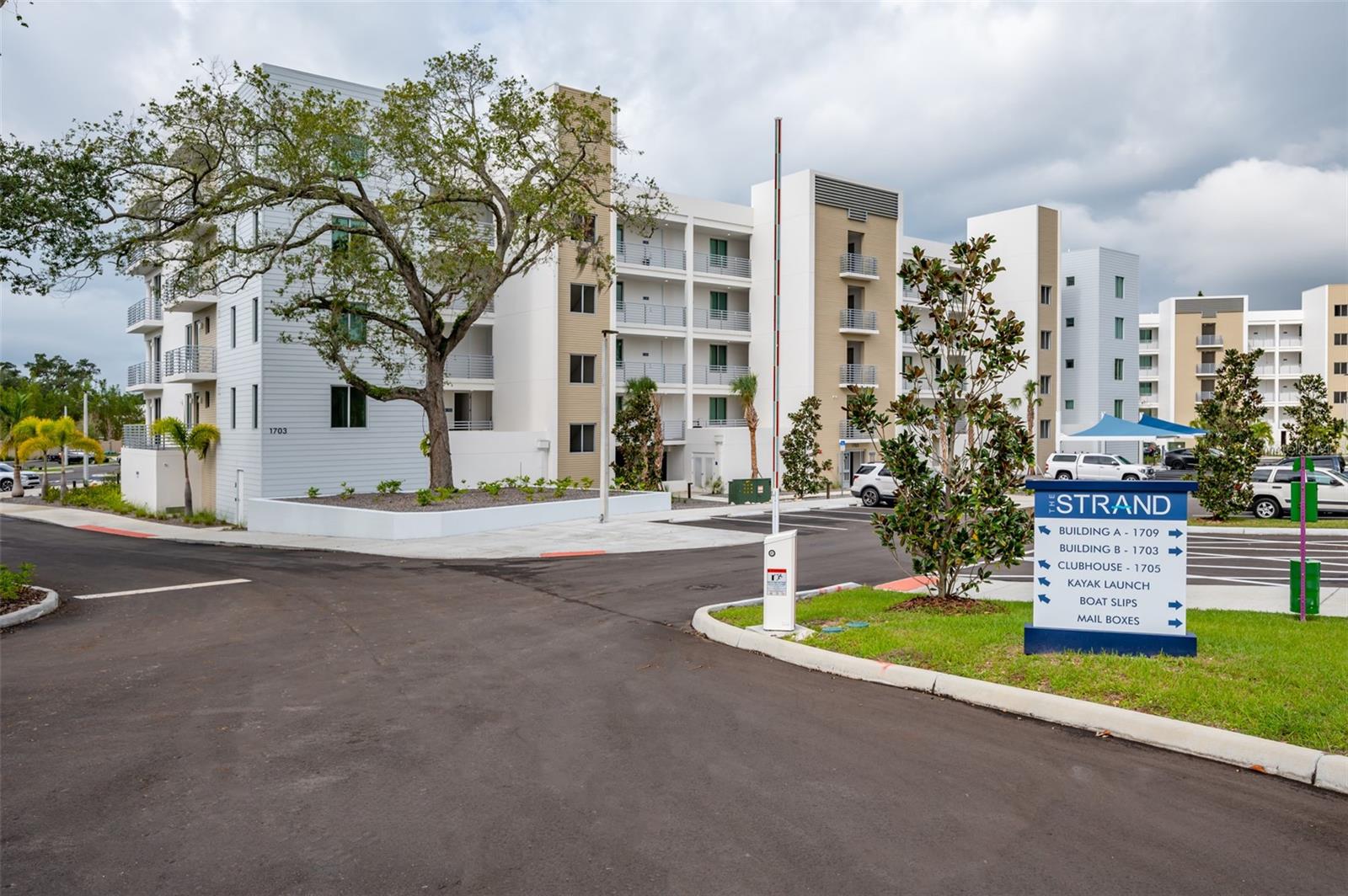1703 Tamiami Trail, FL