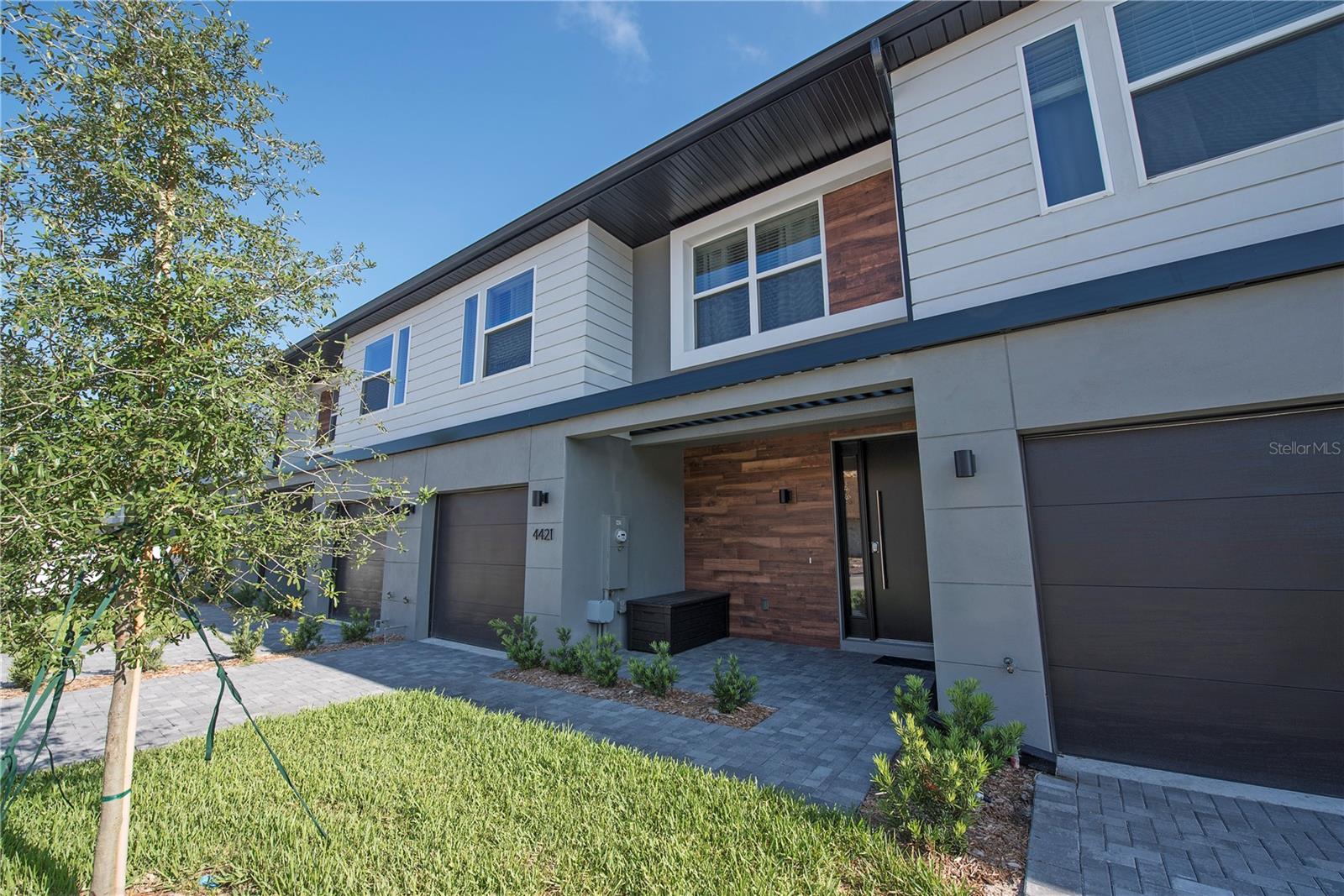 4421 Le Reve Court, FL