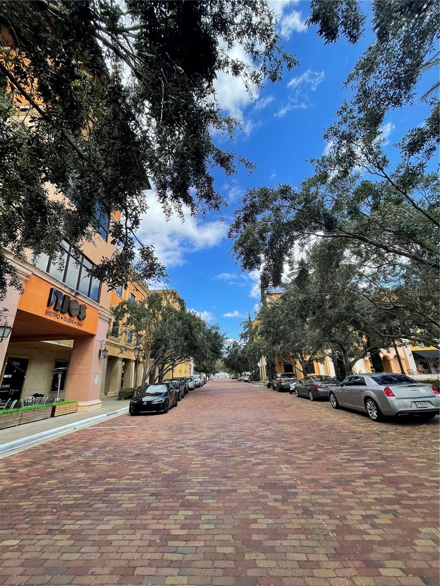 7065 Westpointe Boulevard, FL