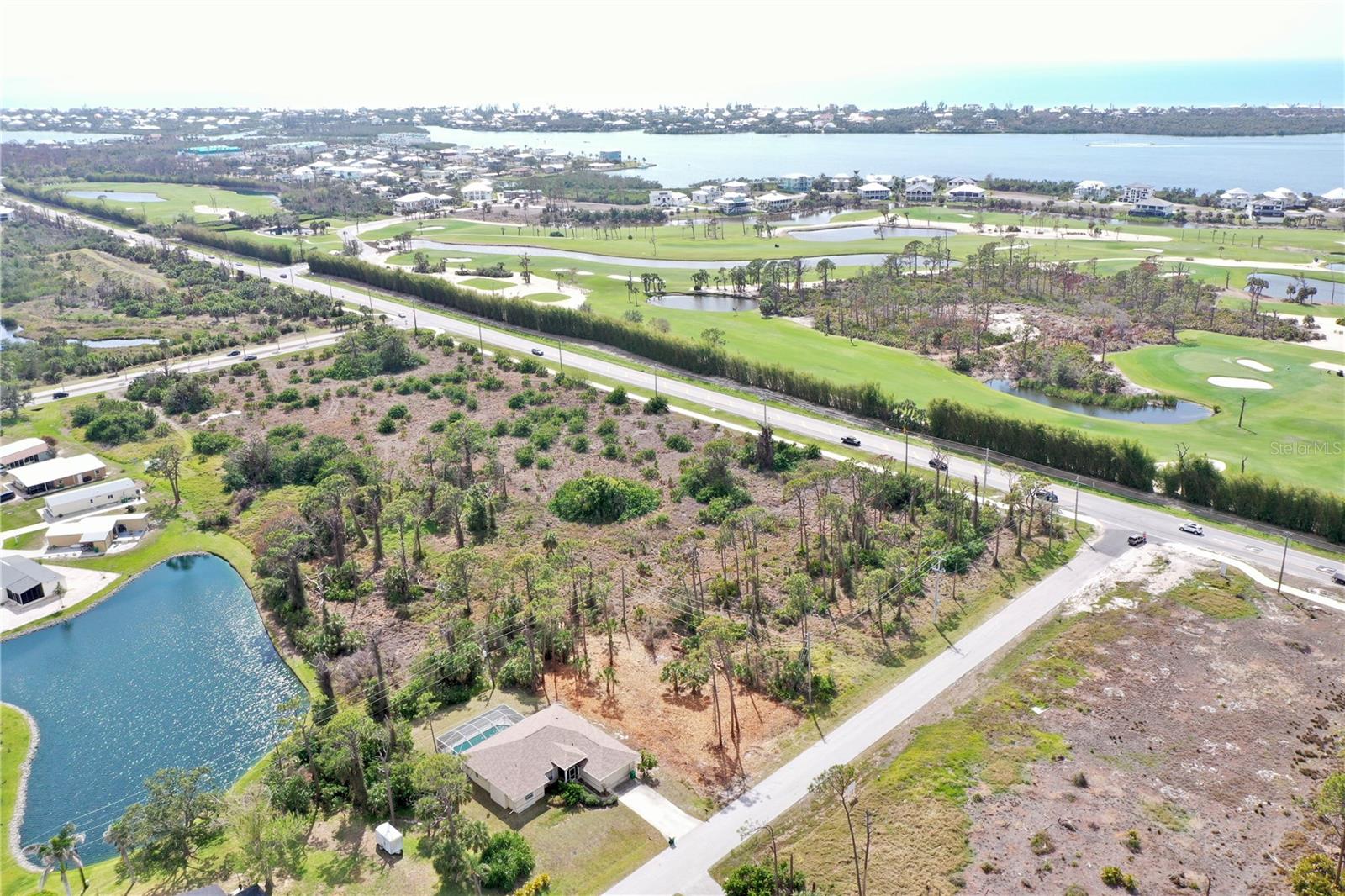 8905 Bantry Bay, FL