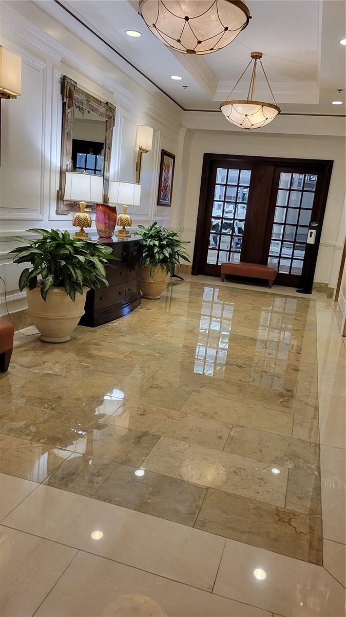 50 Central Avenue, FL