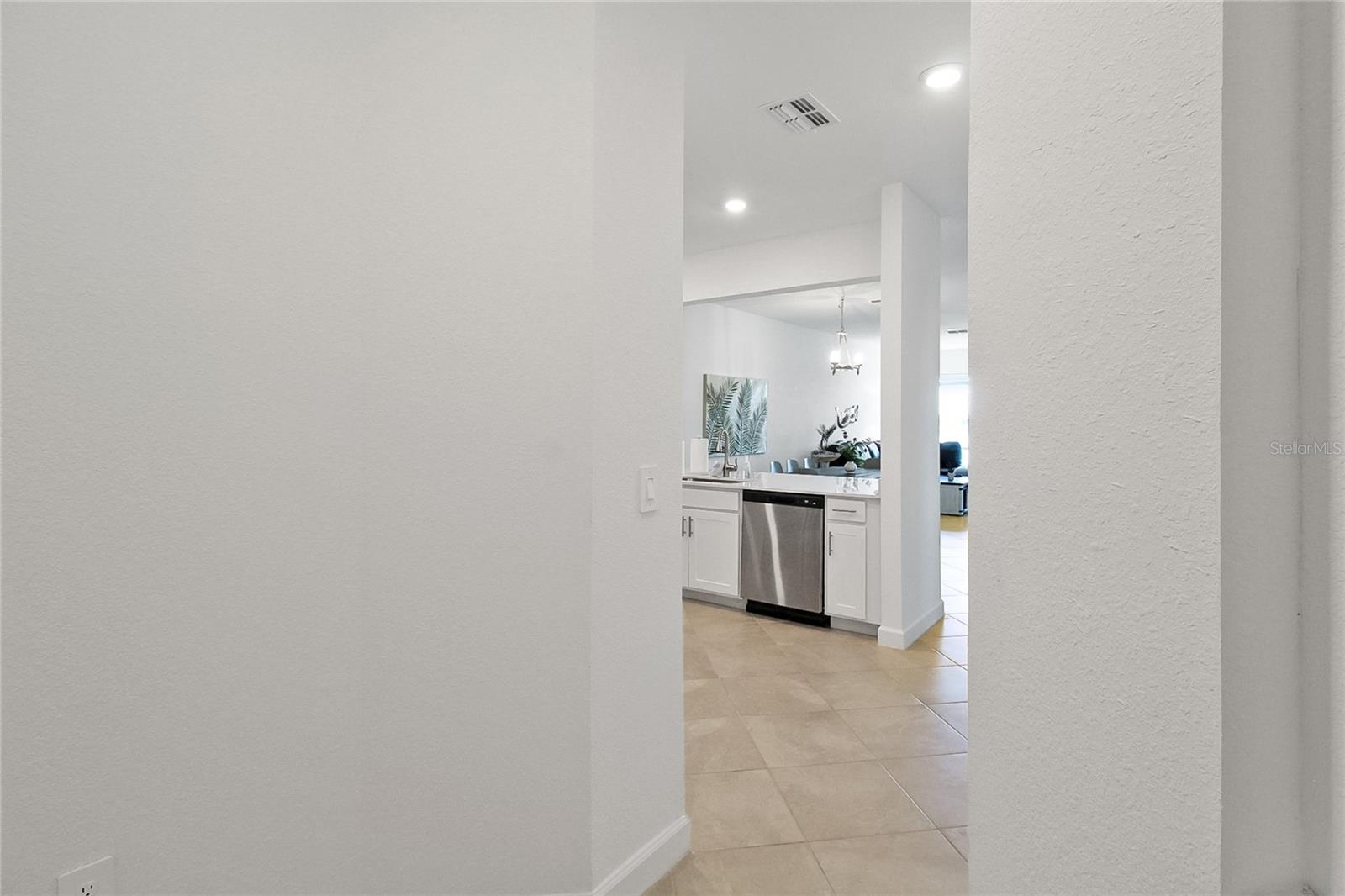 8829 Saint Kitts Circle, FL