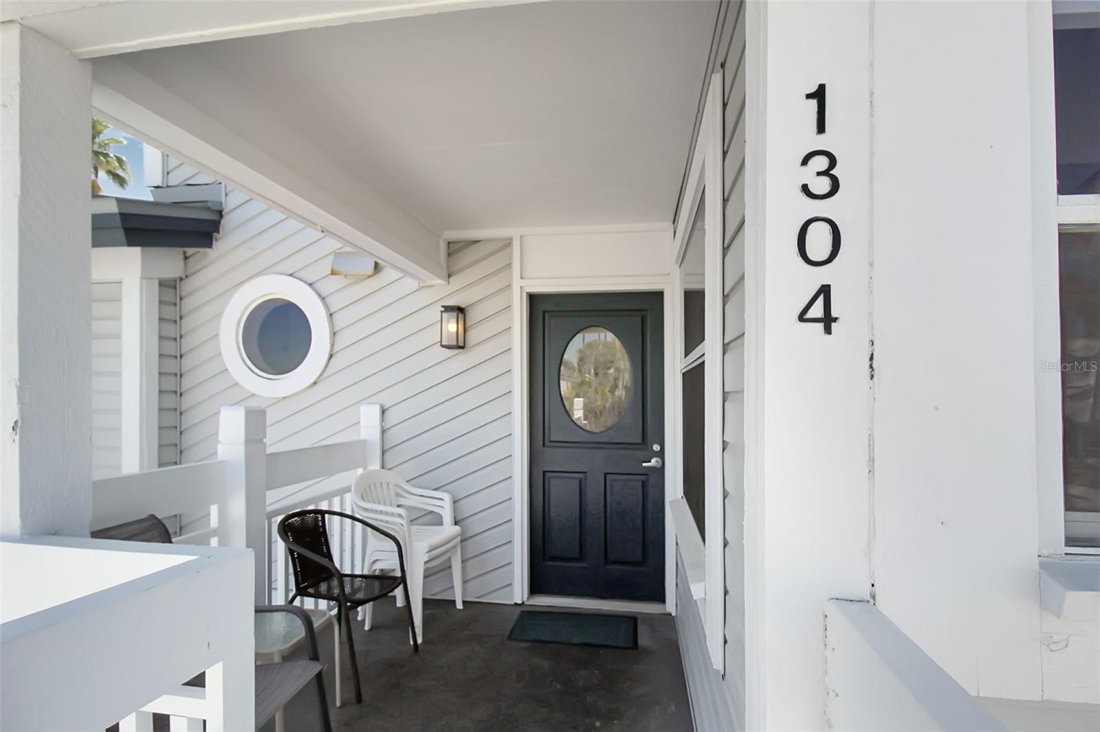 1304 Siesta Bayside Drive, FL