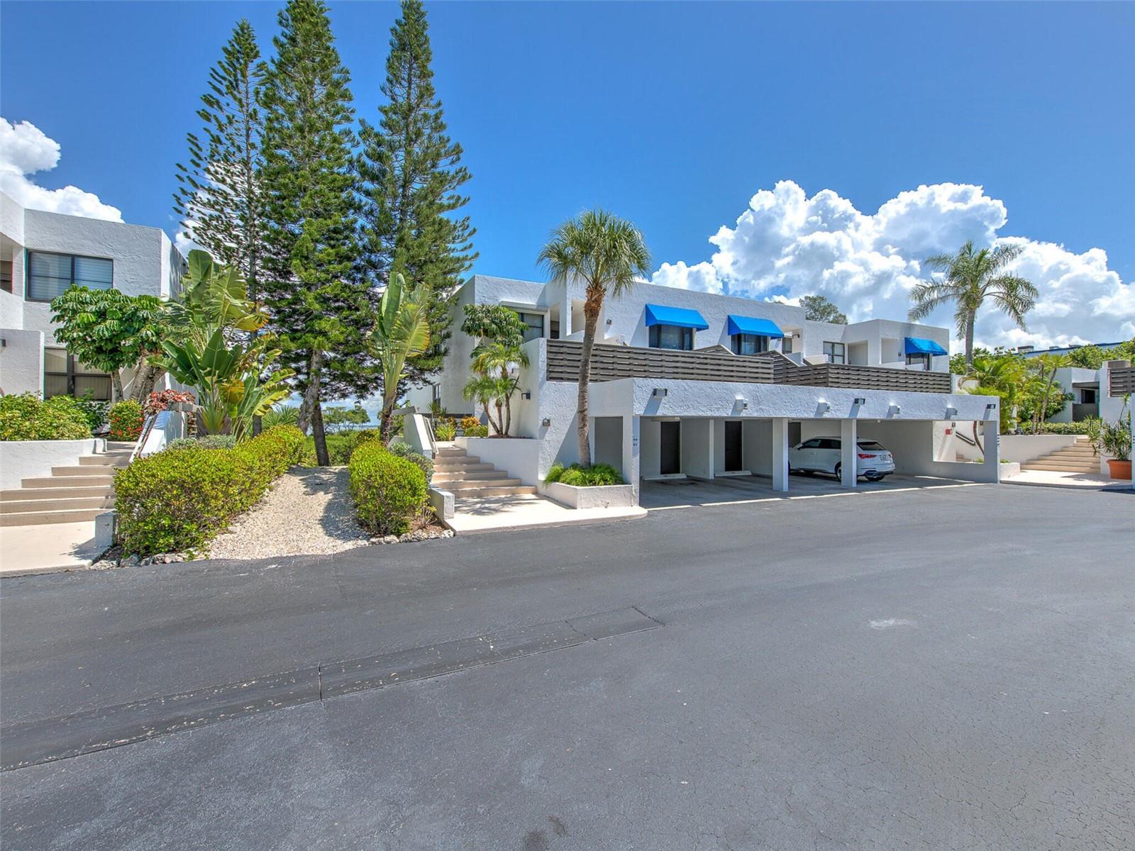 817 Bayport Way, FL