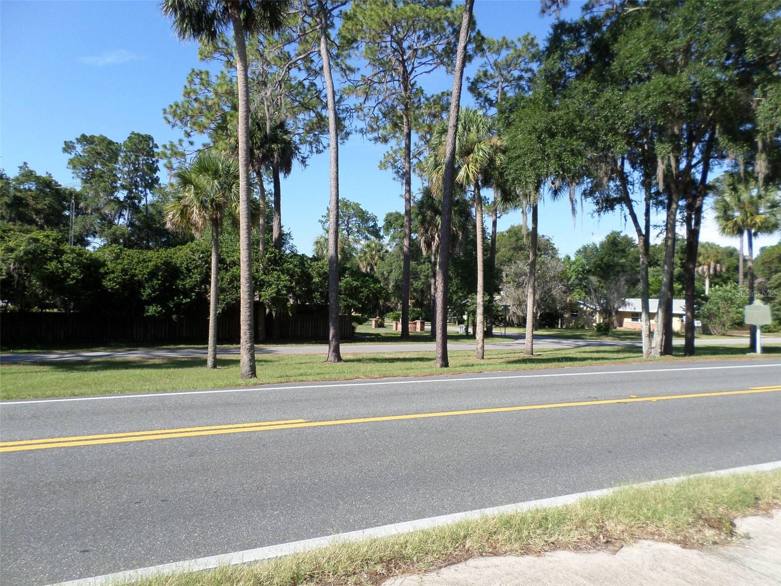 00 W. Highway 40, FL