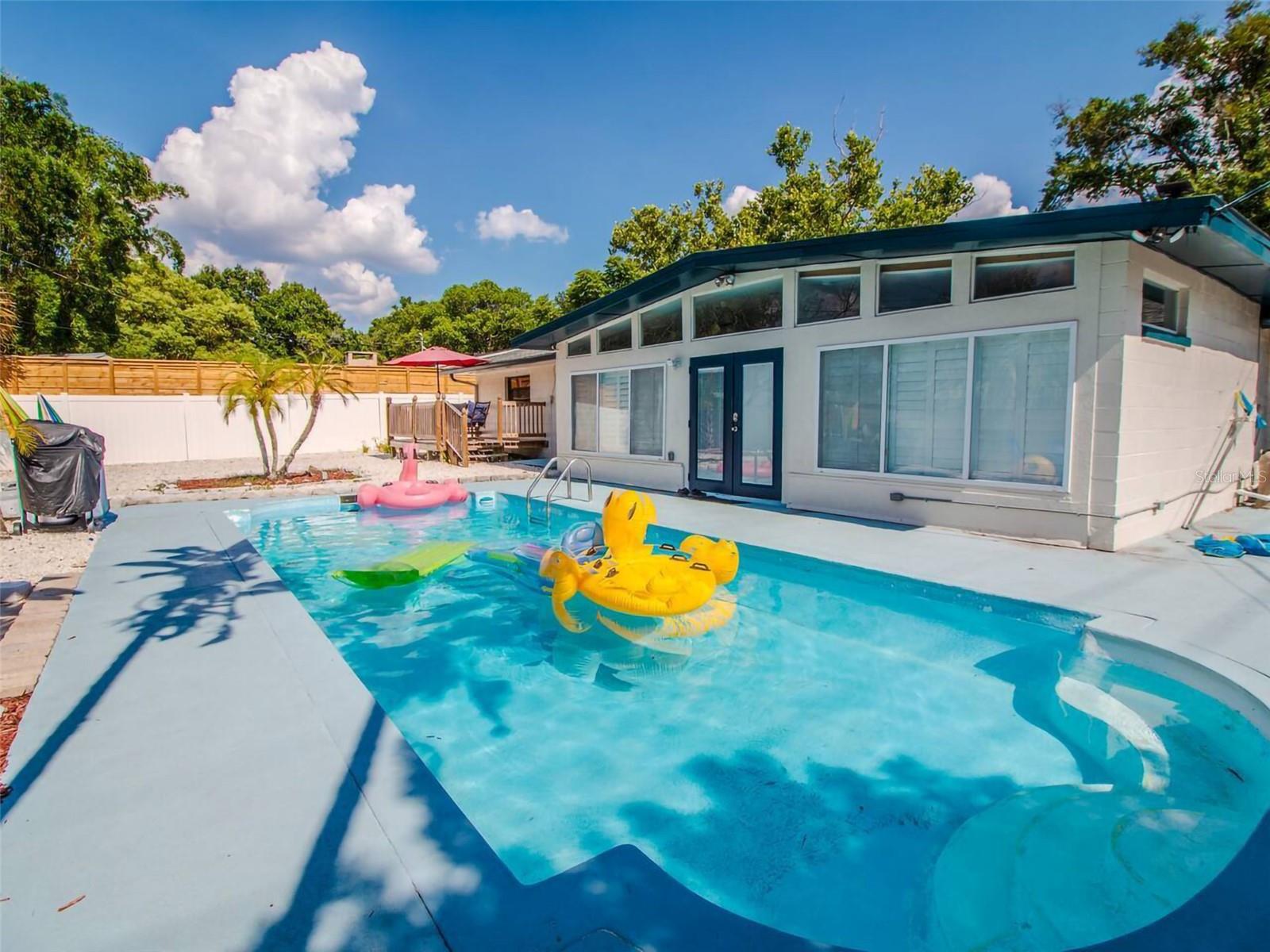 4401 Lenmore Street, FL
