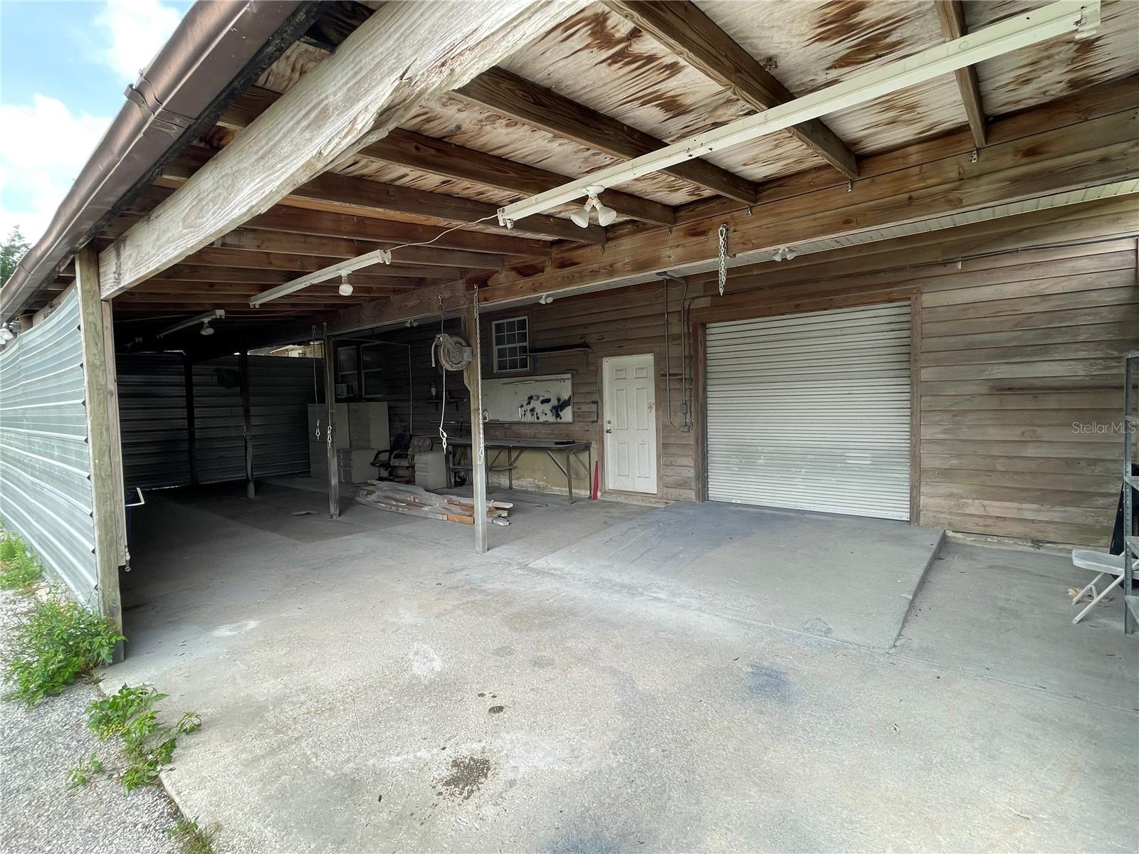 10736 Us Highway 301, FL