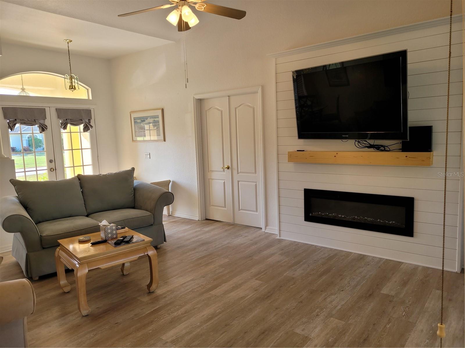 72 Long Meadow Court, FL