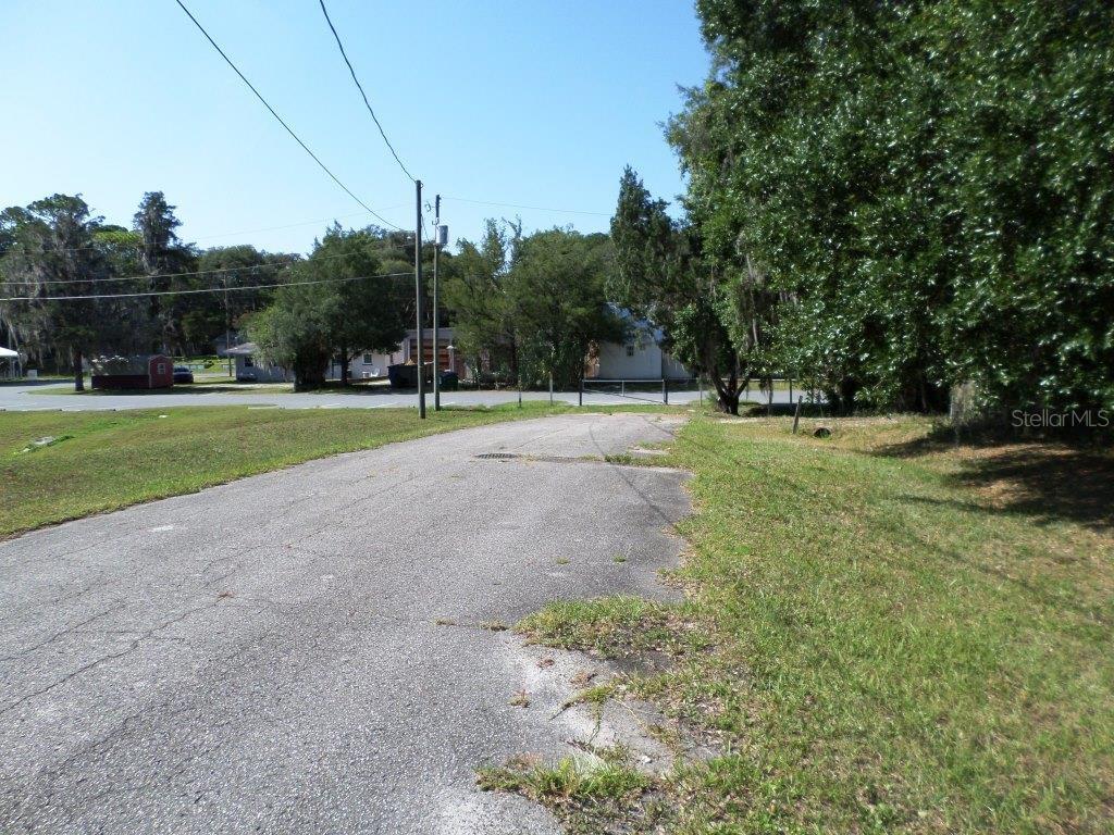 000 Blue Heron Ct, FL