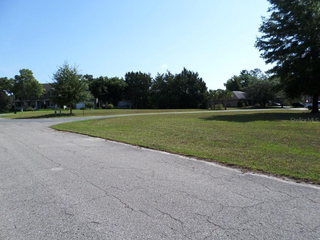 000 Blue Heron Ct, FL