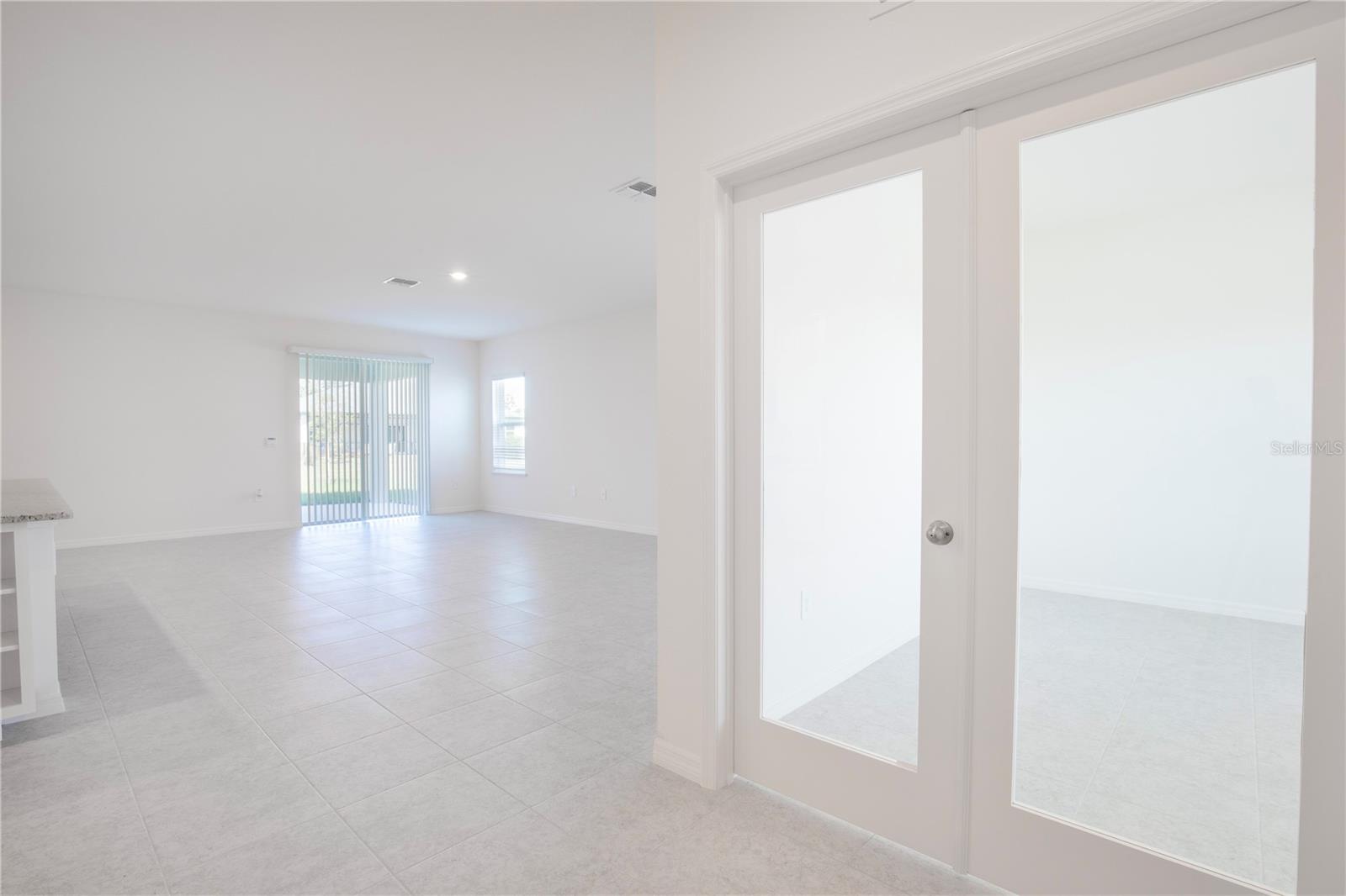 16323 Navarro Court, FL