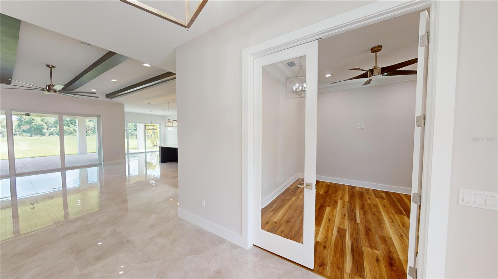 28992 Gin Lane, FL
