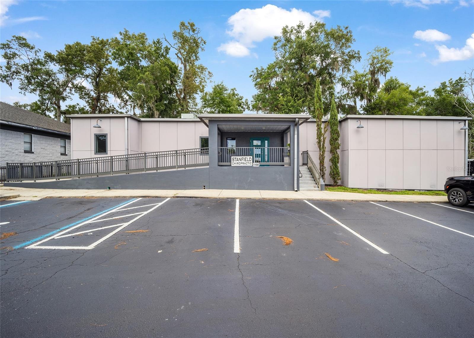 2300 17th Street, FL