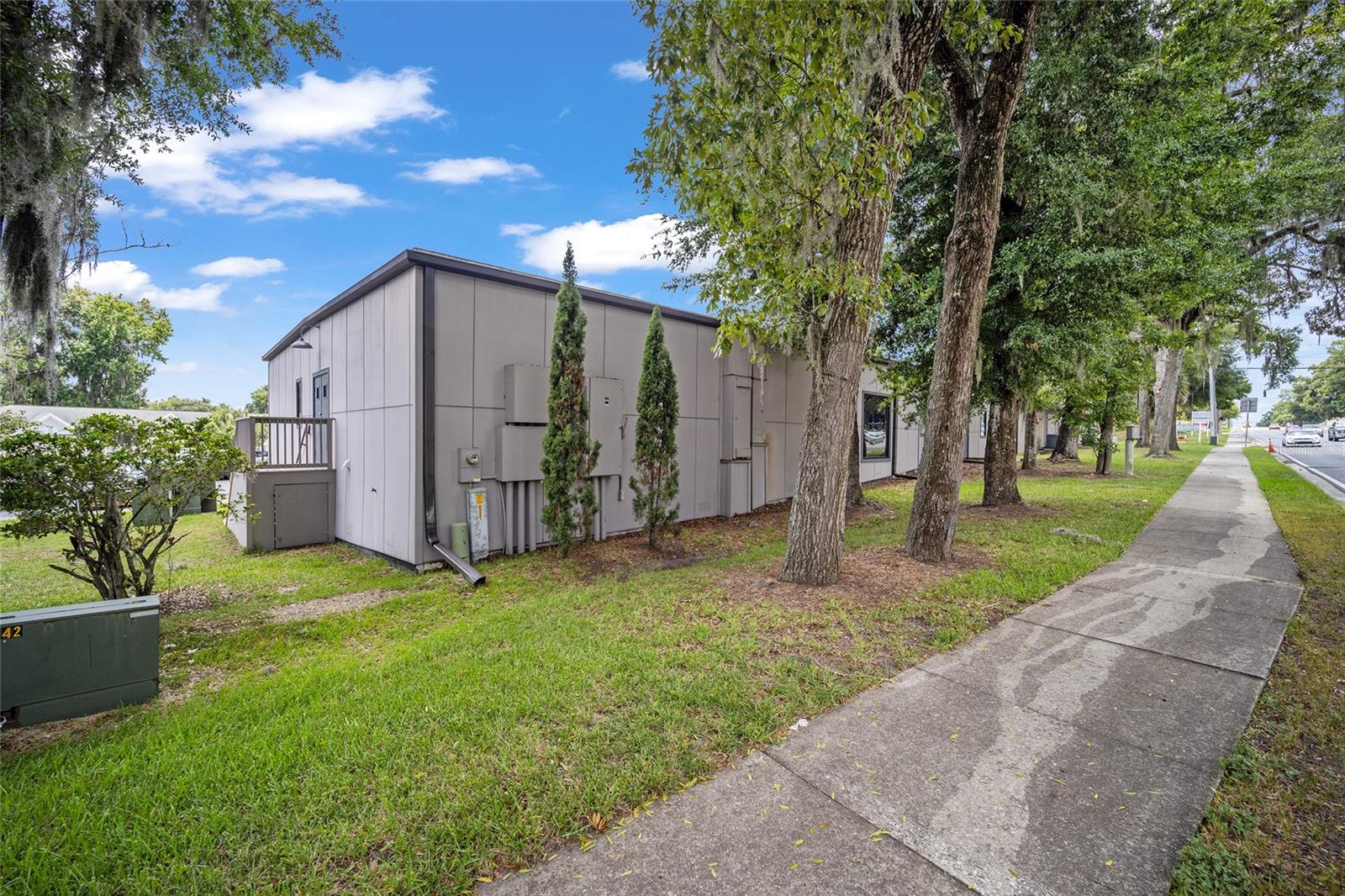2300 17th Street, FL