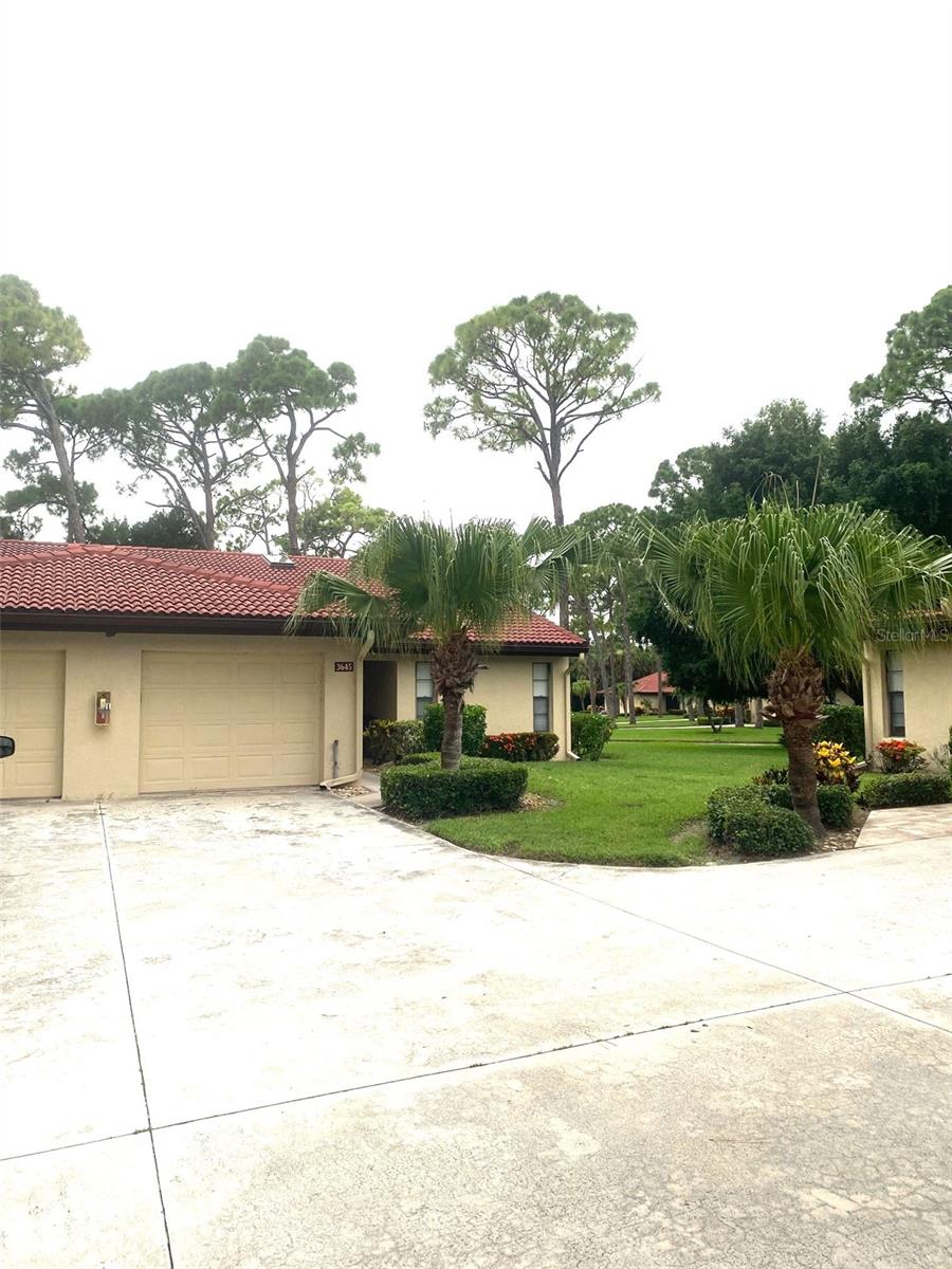 SARASOTA, FL