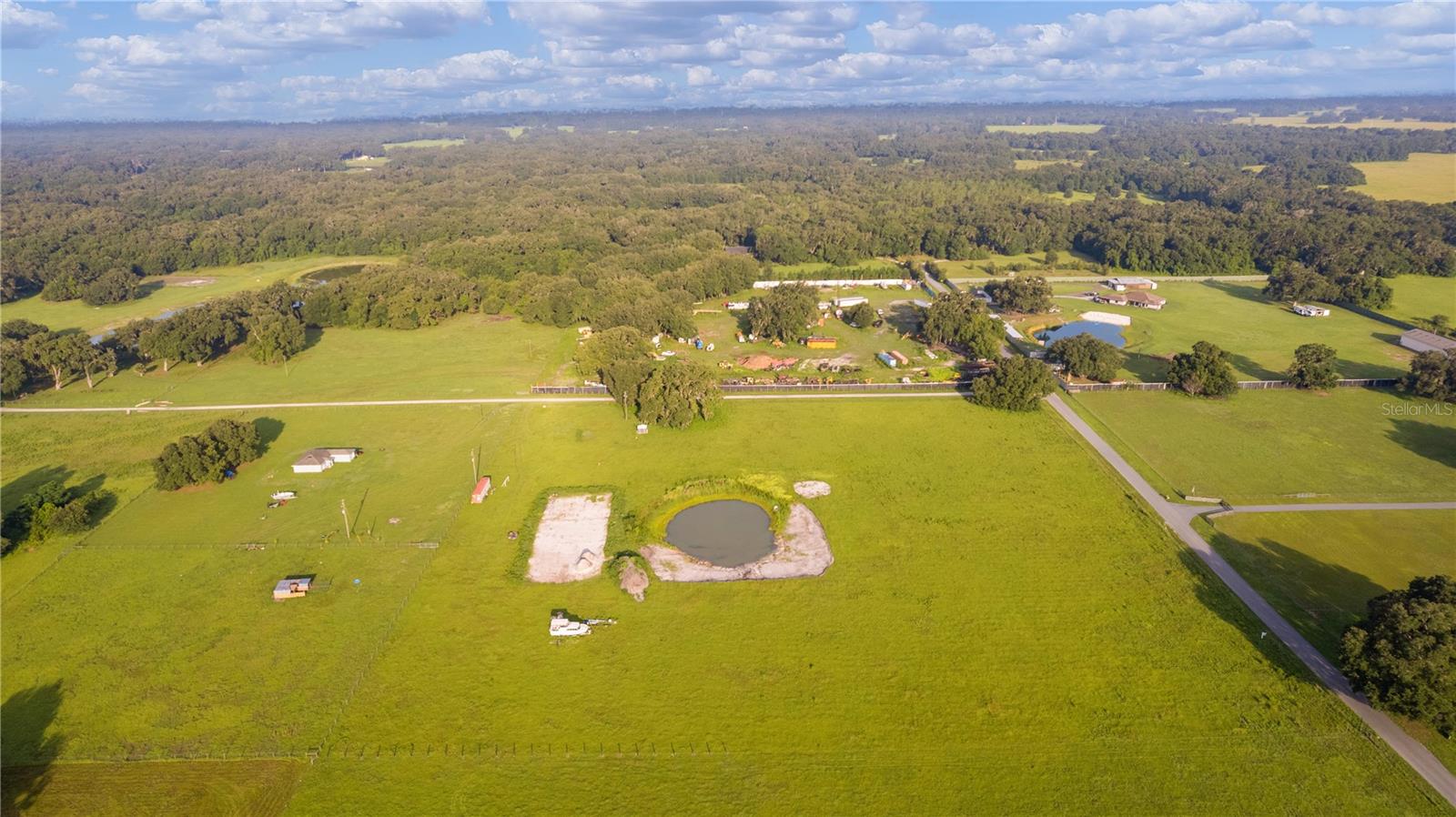 2425 Cr 546a, FL