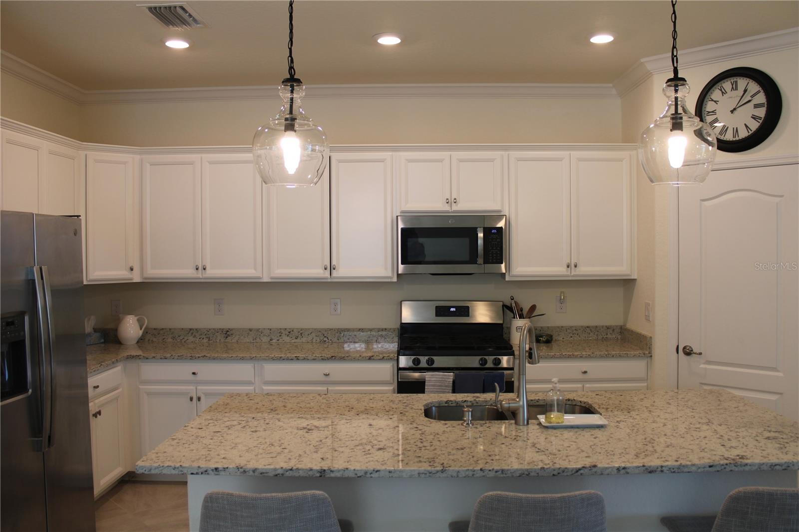 6647 Clairborne Lane, FL