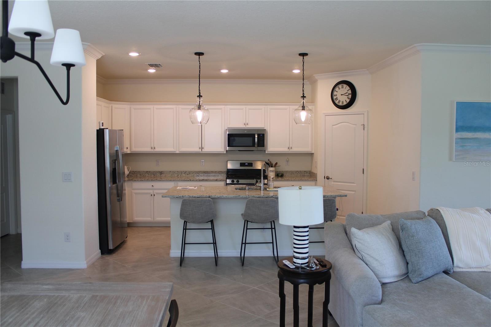 6647 Clairborne Lane, FL