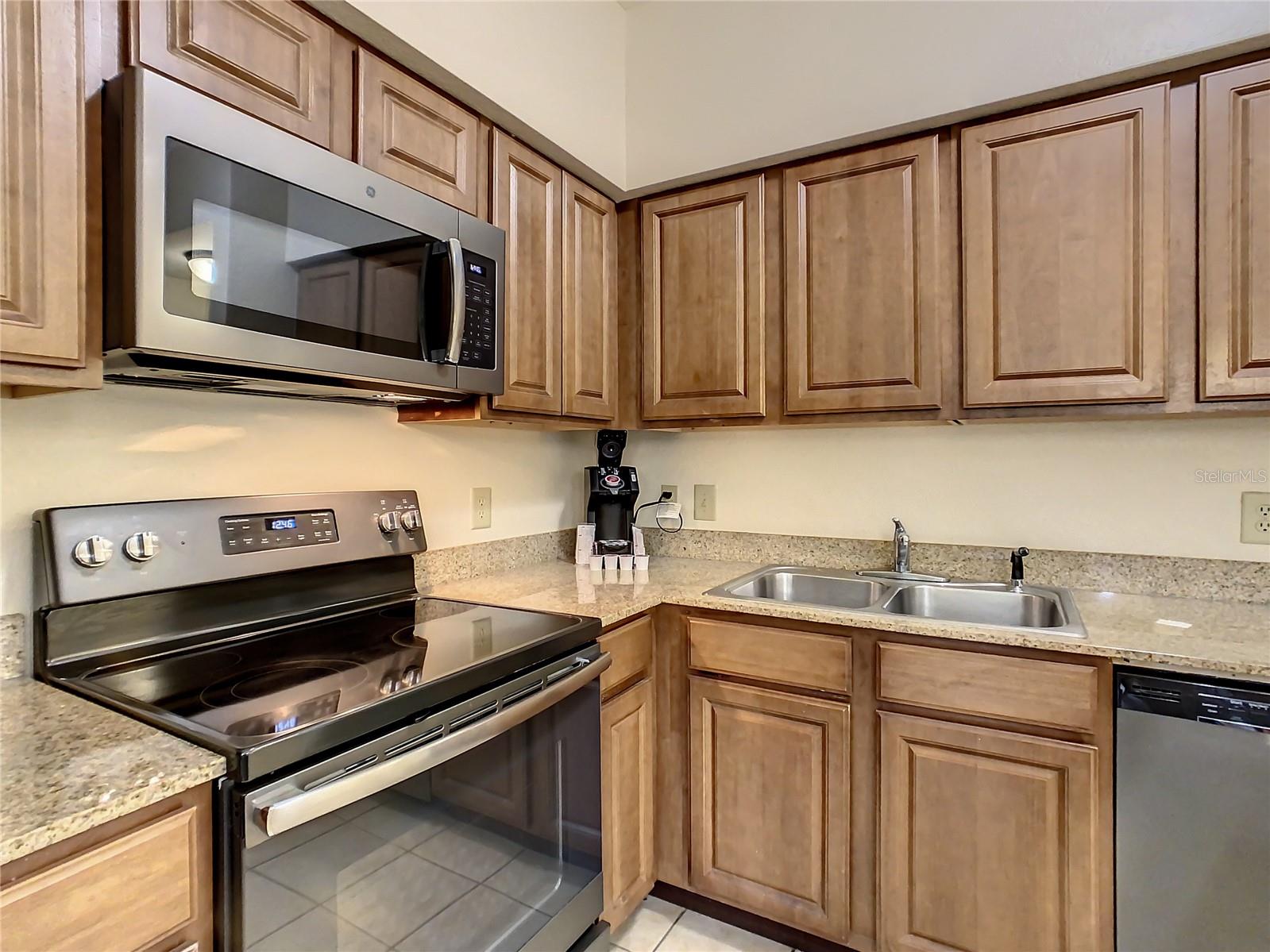 12538 Floridays Resort Dr, FL