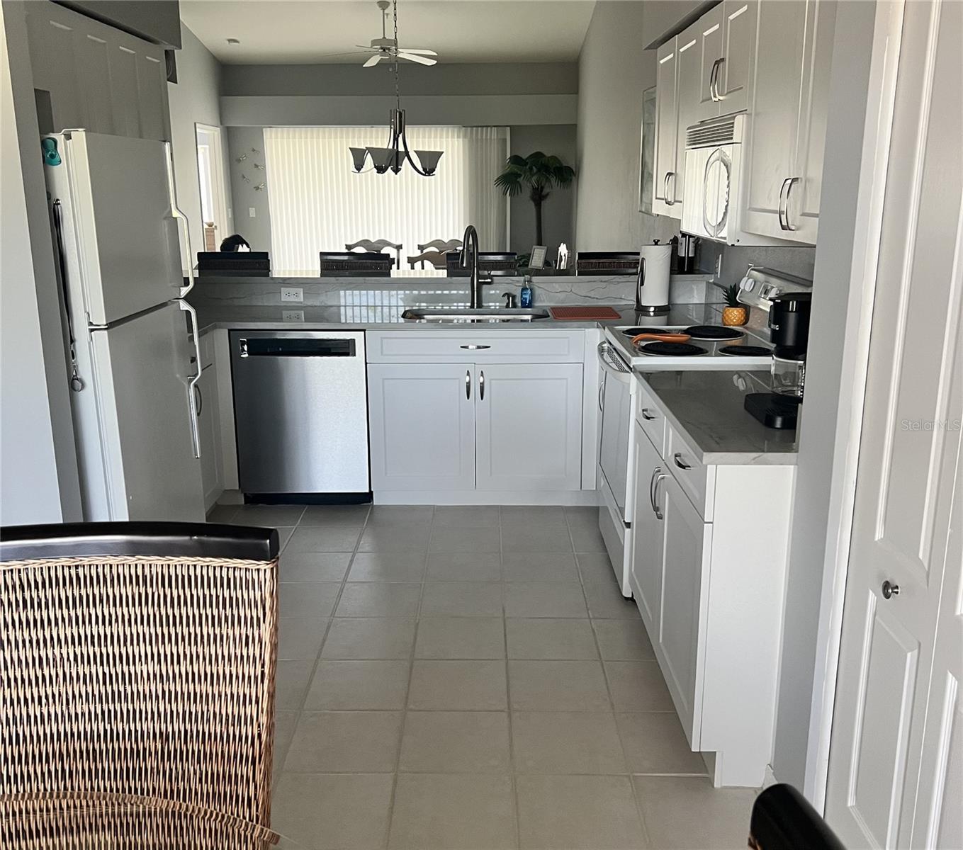 4639 Chapel Hill Drive, FL