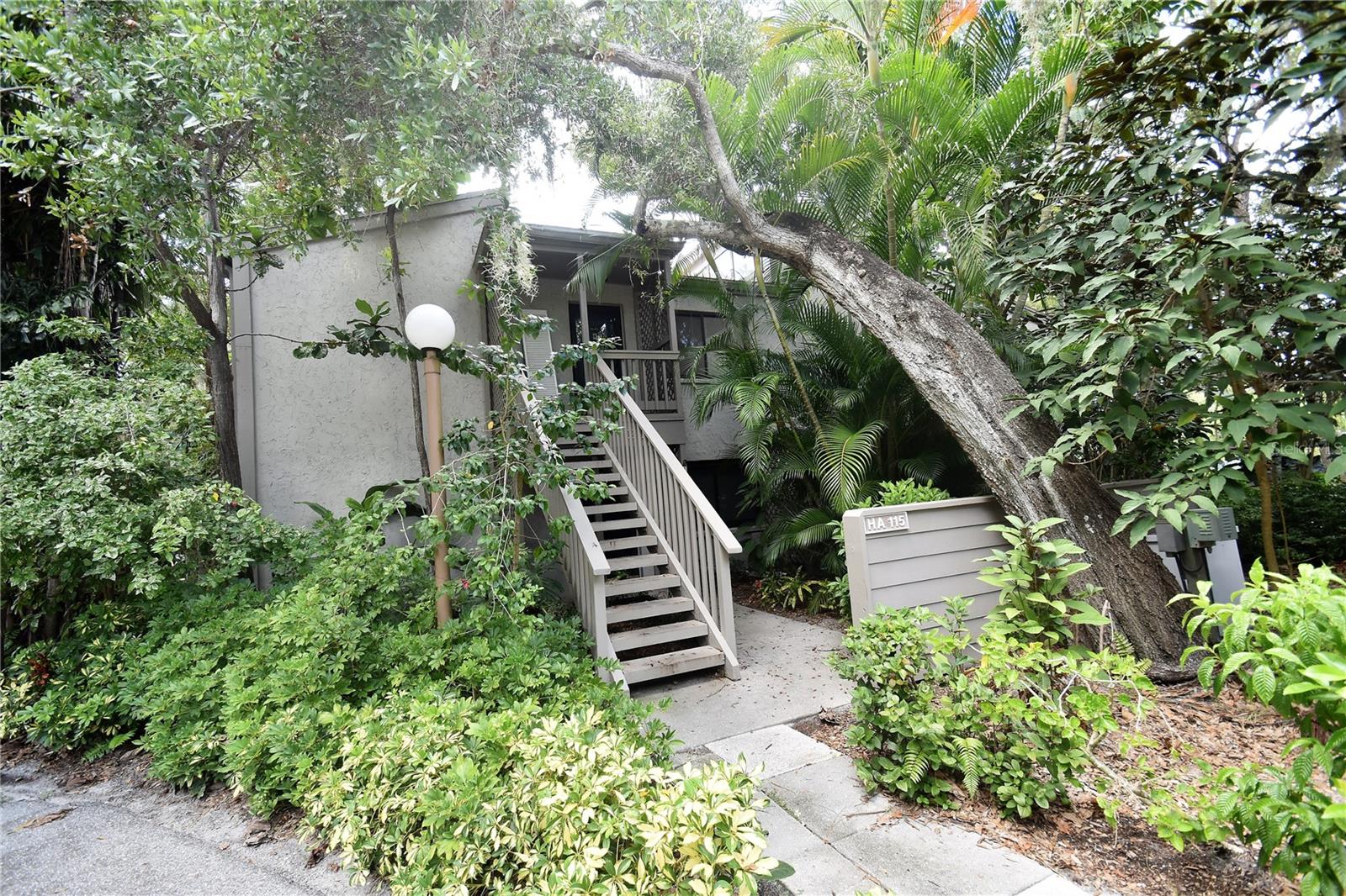 1601 Pelican Point Drive, FL