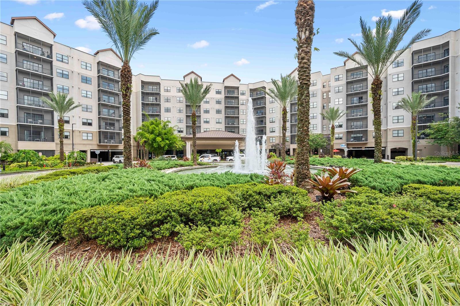 14501 Grove Resort Avenue, FL