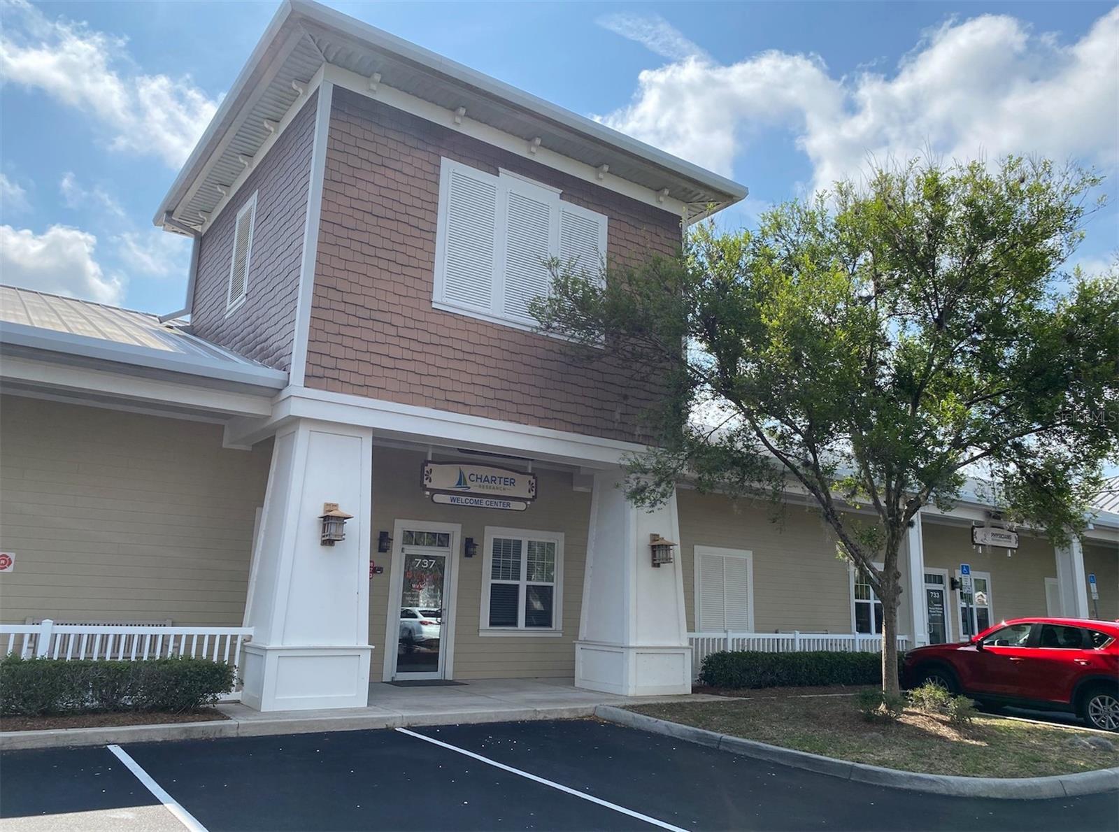 737 County Road 466, FL