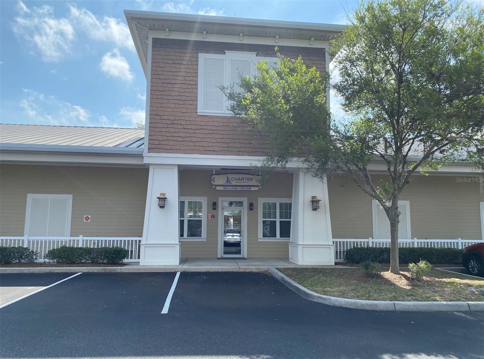737 County Road 466, FL