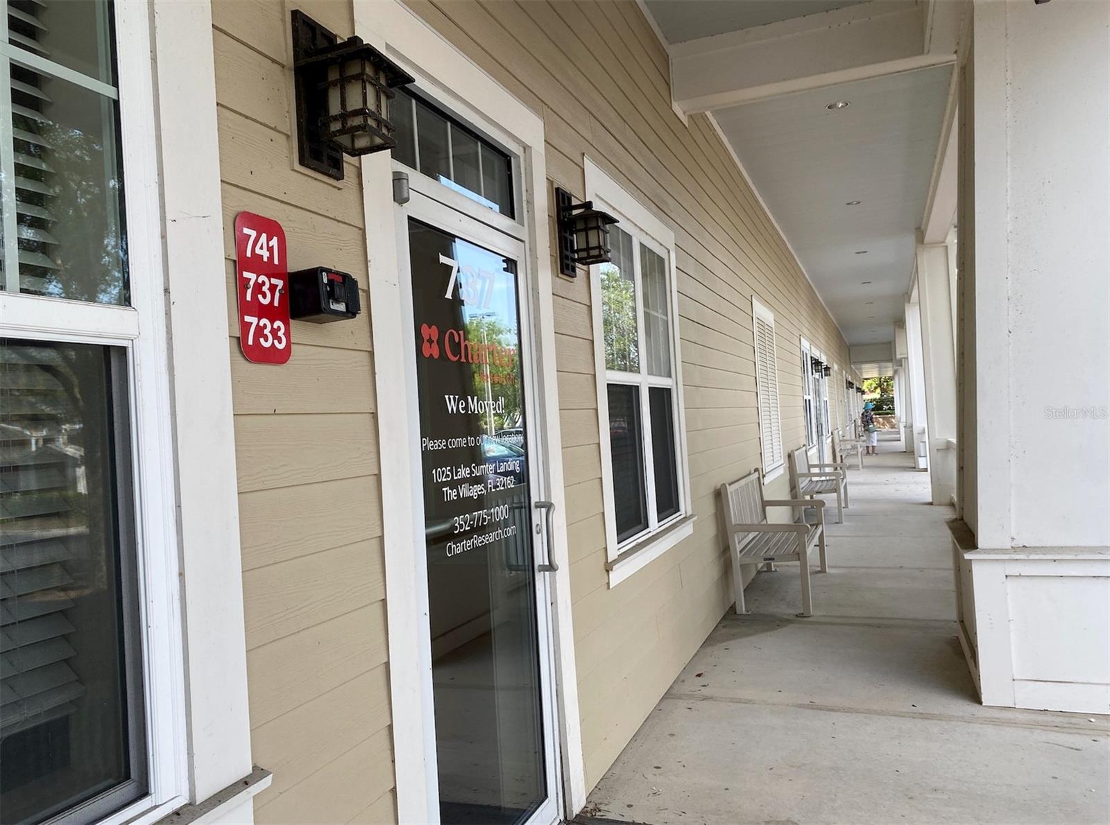 737 County Road 466, FL