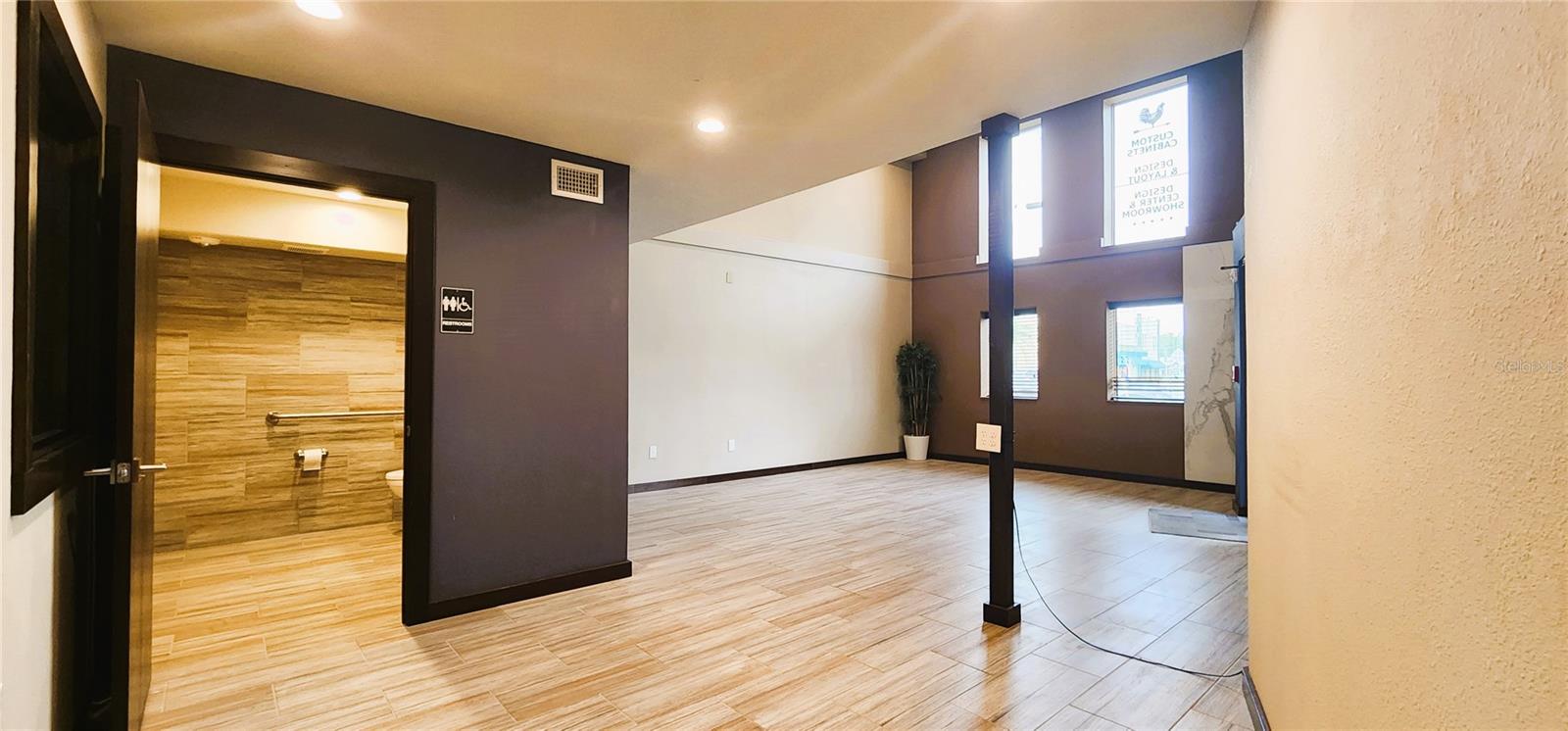 251 Park Avenue, FL