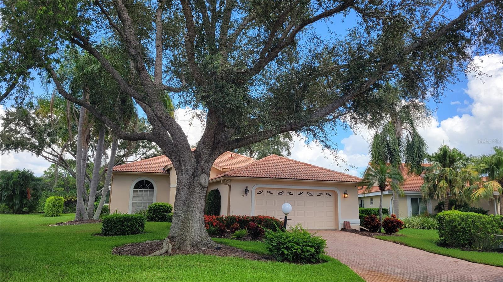 7557 Fairlinks Court, FL
