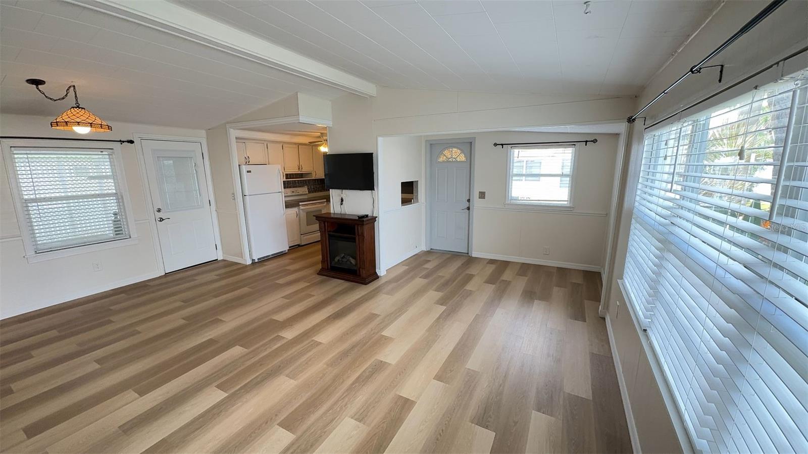 4851 Gandy Boulevard, FL