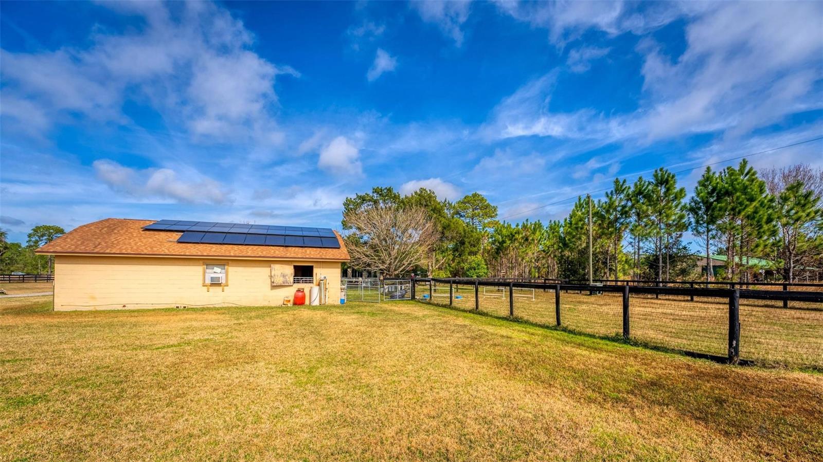 1327 State Road 40, FL