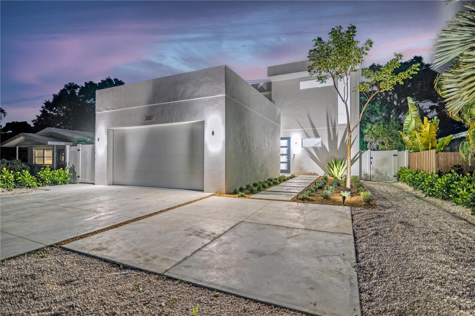 2327 Hillview Street, FL