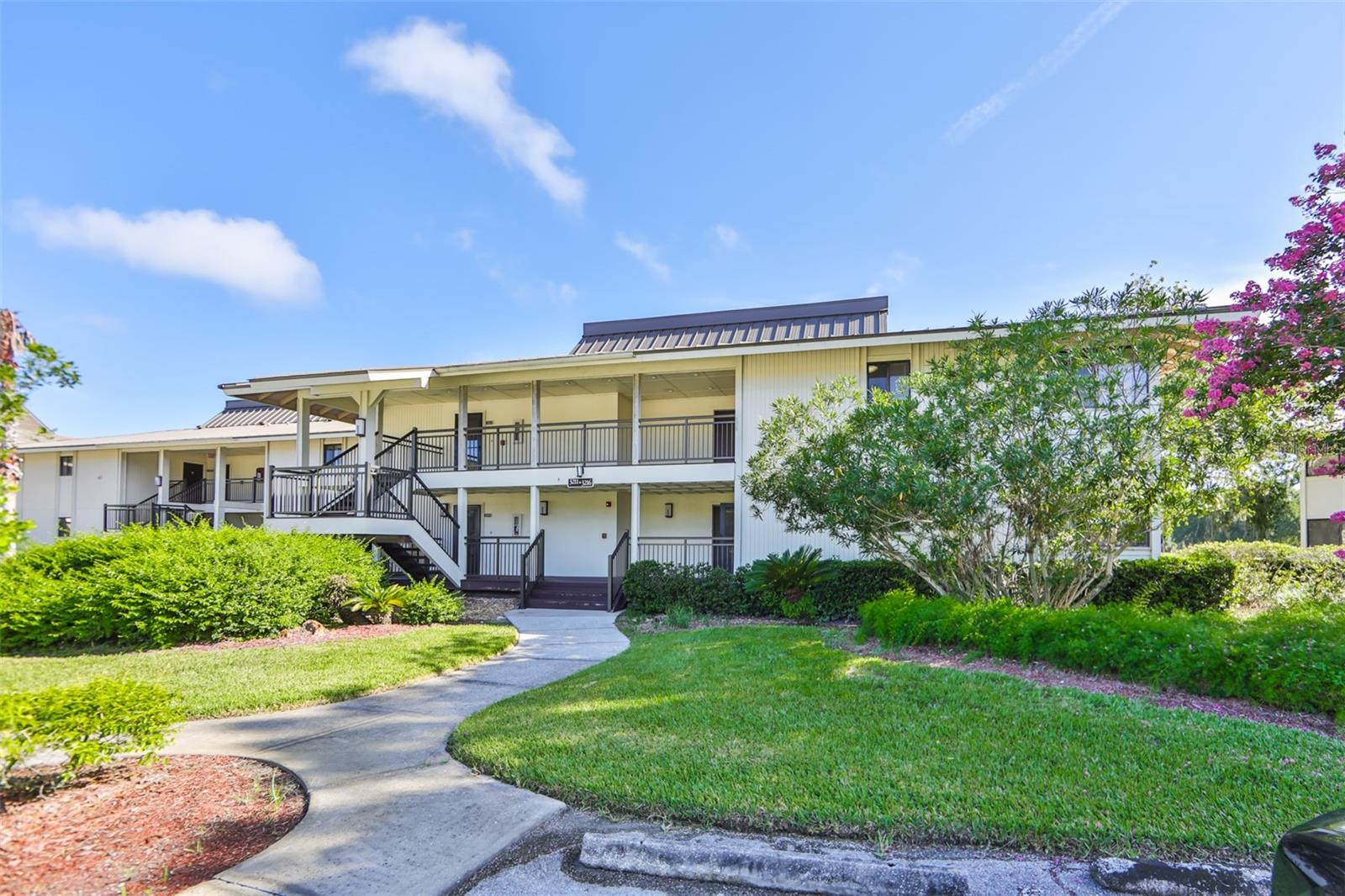 29129 Bay Hollow Drive, FL